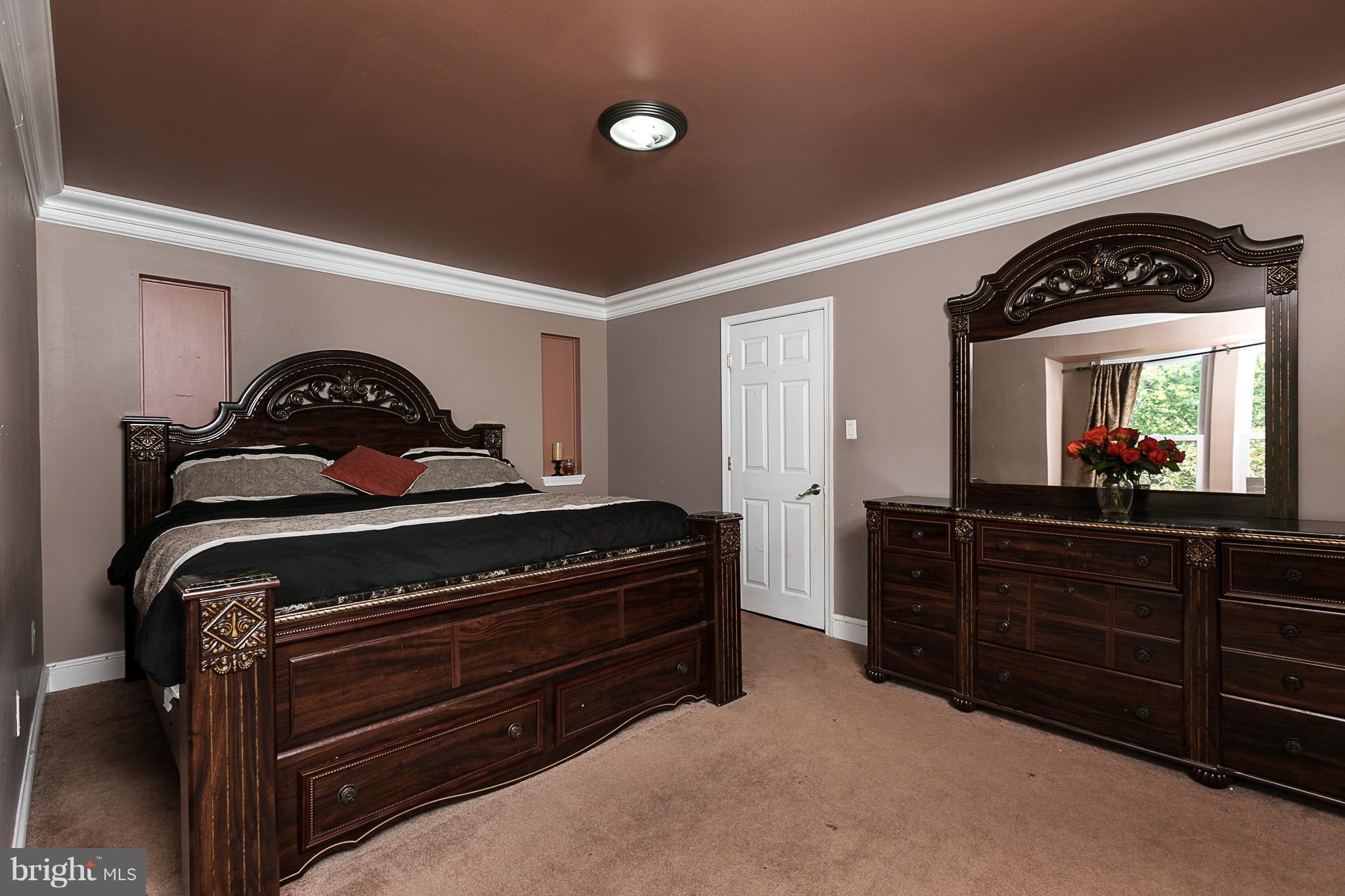 CARRIAGE HILL - Residential