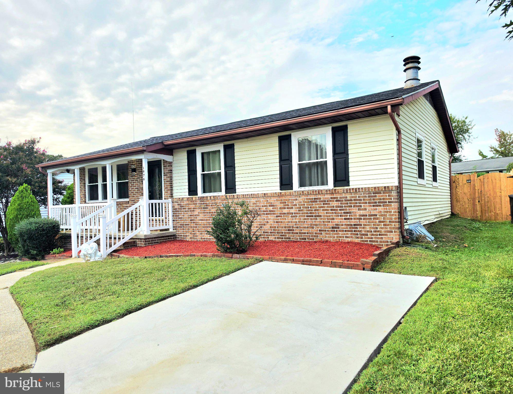 1976 DOMINOE ROAD