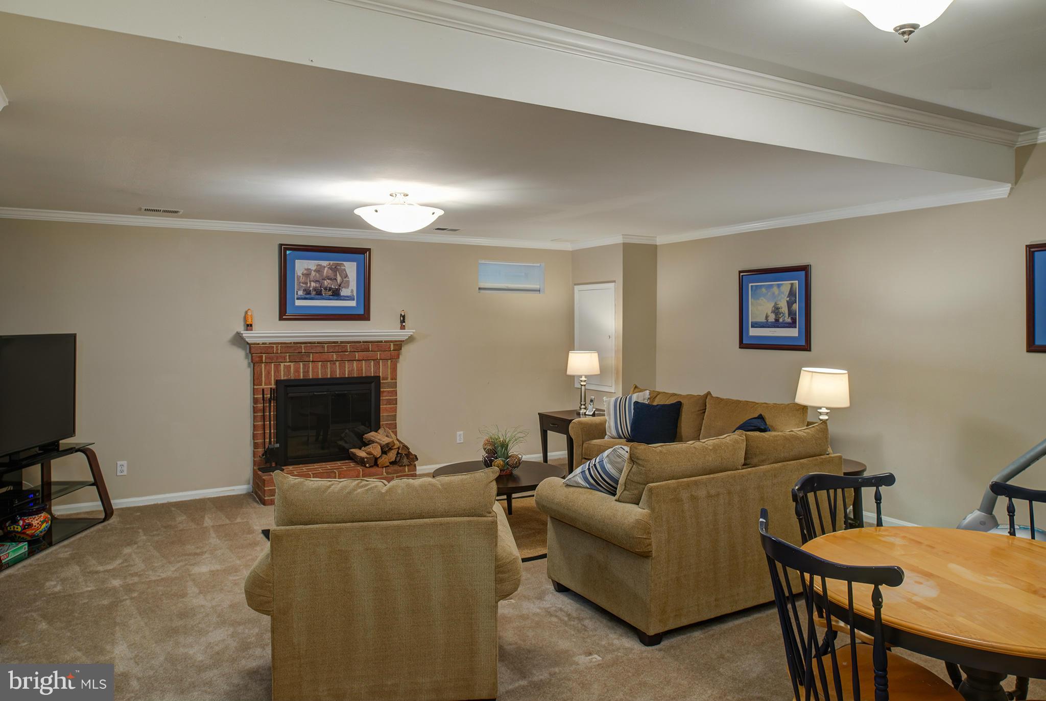 ARROWOOD - Residential Lease