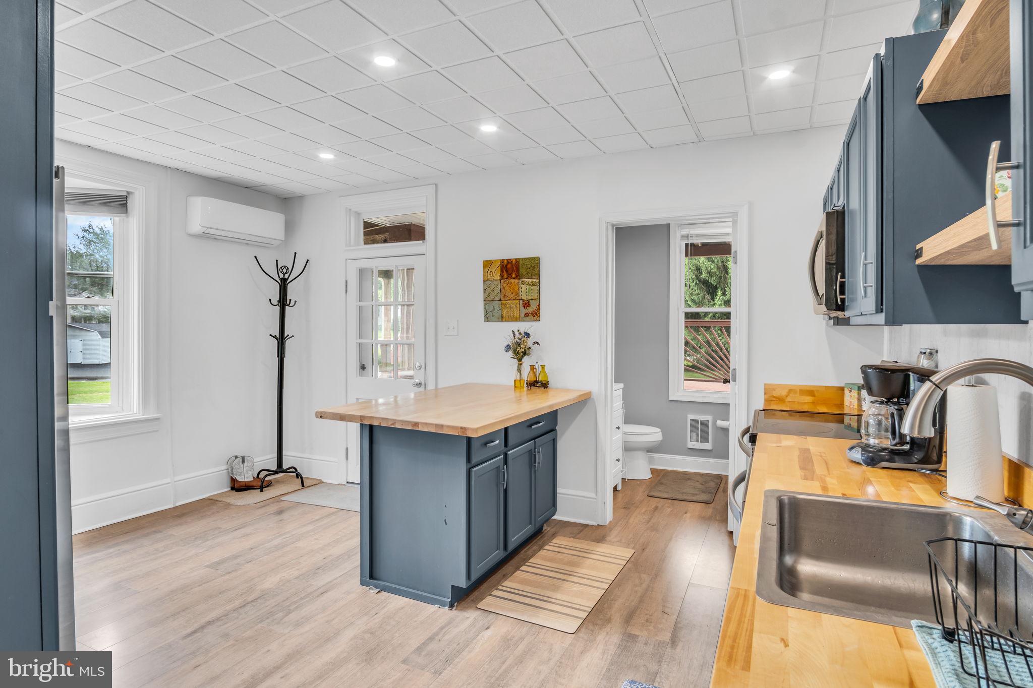 426 SPRINGVALE ROAD