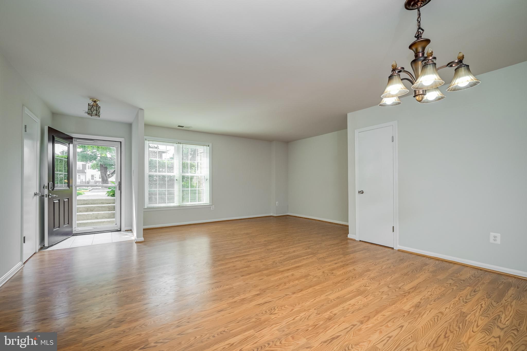 1672 RIDGELY COURT