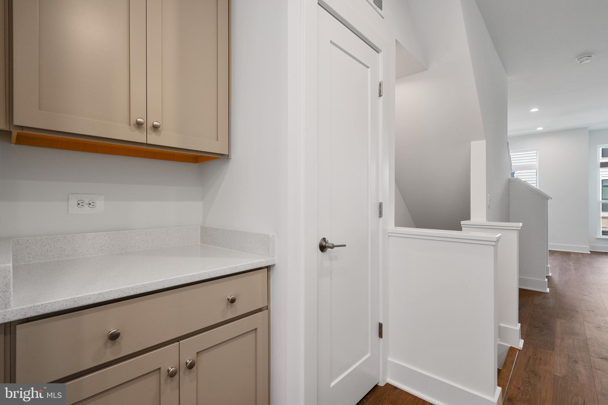 TYSONS RIDGE - Residential Lease