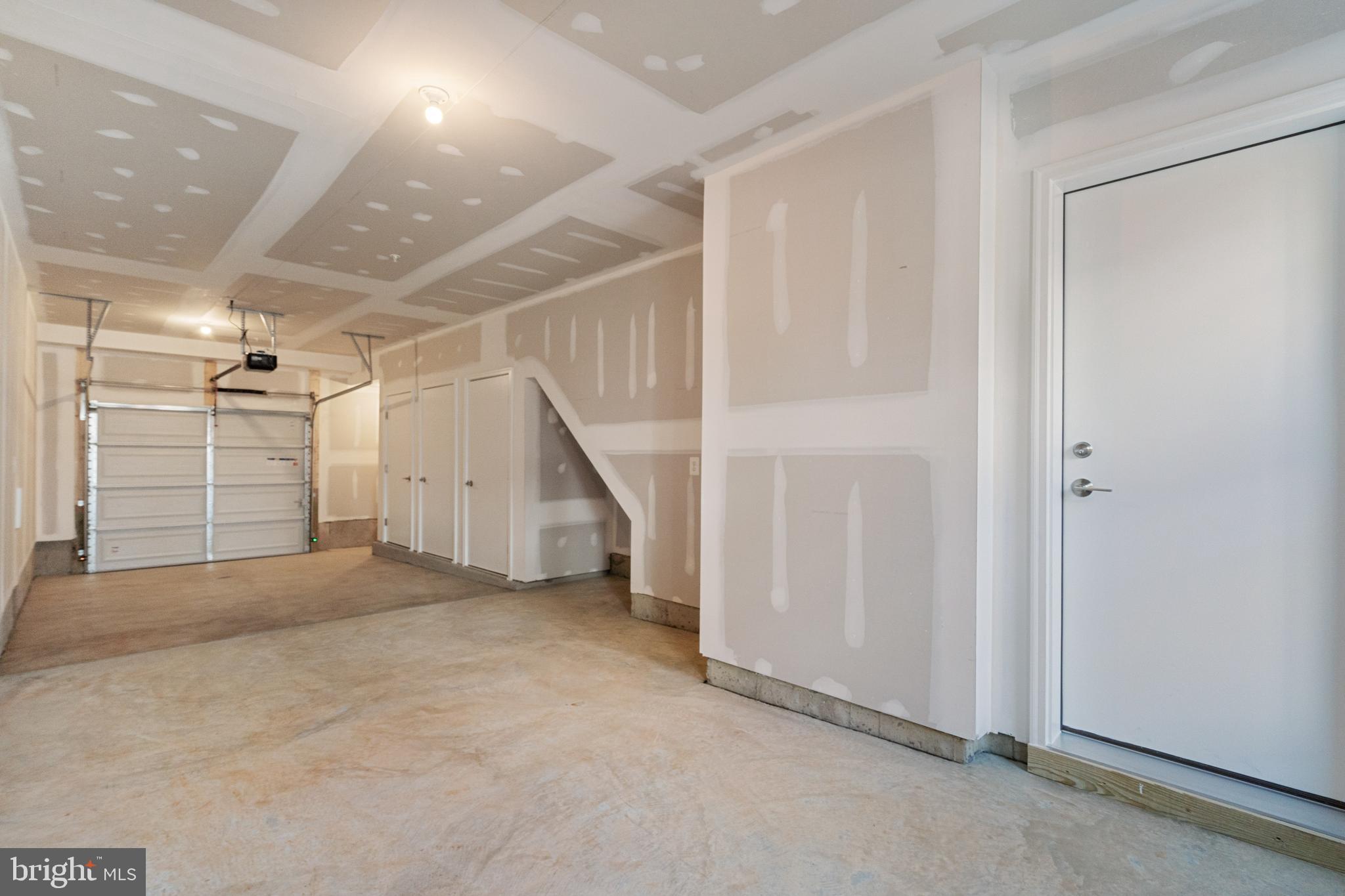 TYSONS RIDGE - Residential Lease