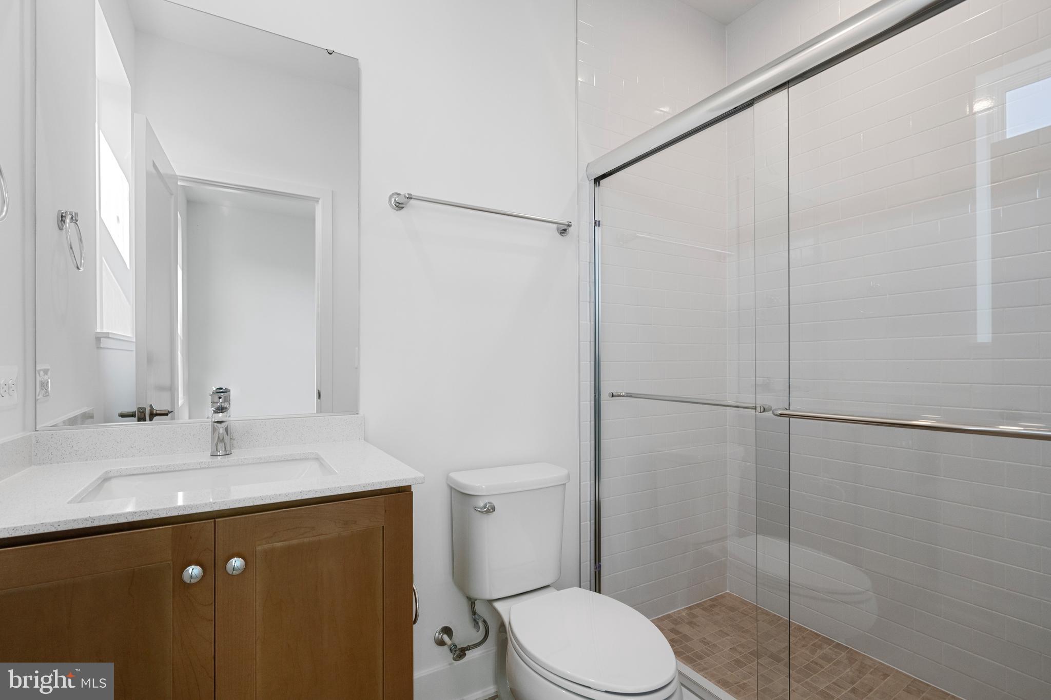 TYSONS RIDGE - Residential Lease