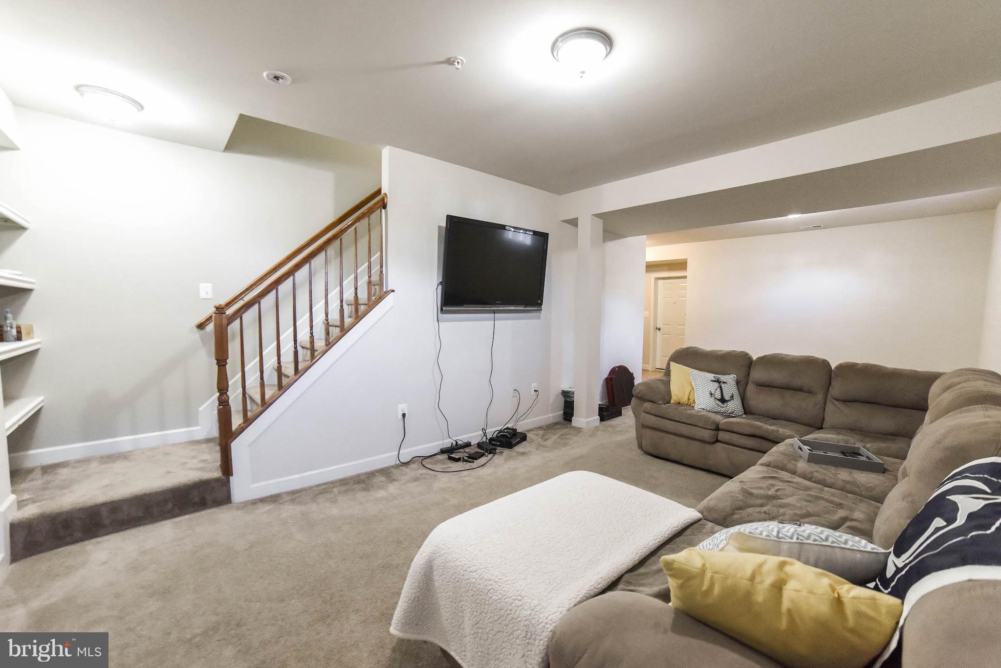 THE WOODS AT MYRTLE POINT - Residential