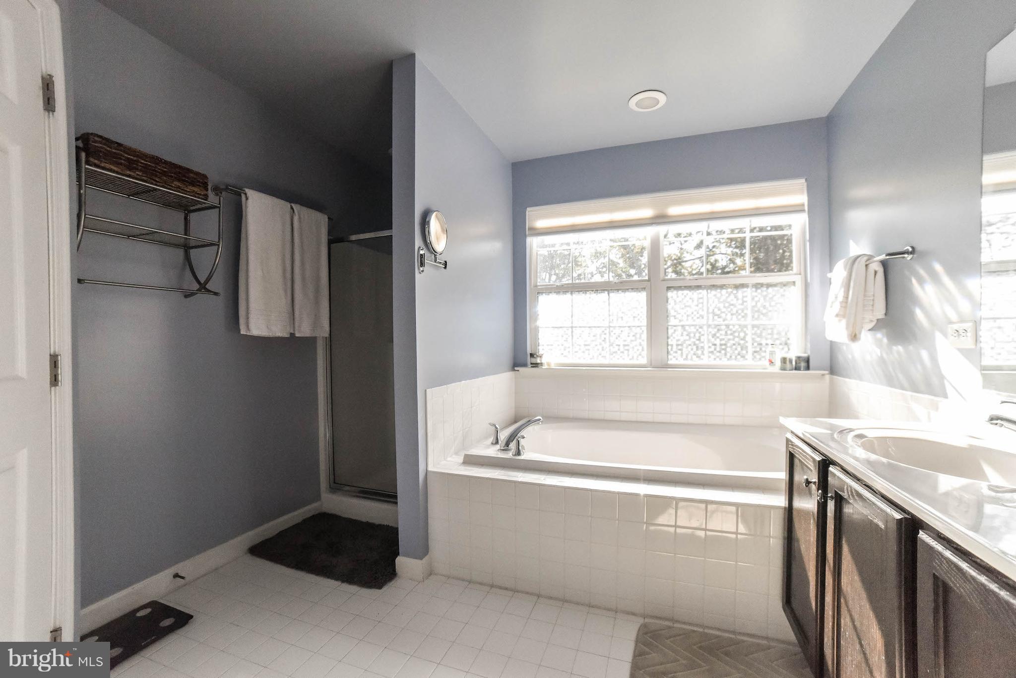 THE WOODS AT MYRTLE POINT - Residential