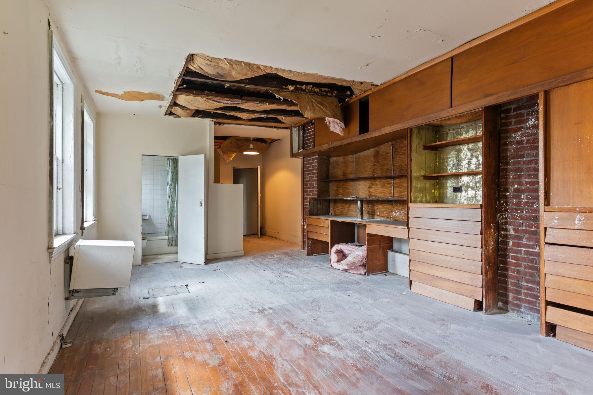 GERMANTOWN - Residential