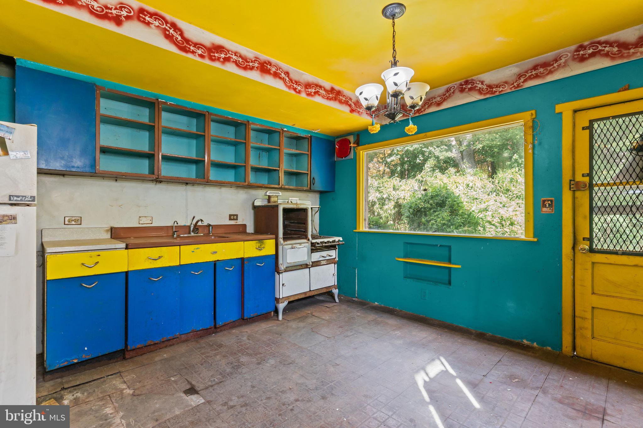 GERMANTOWN - Residential