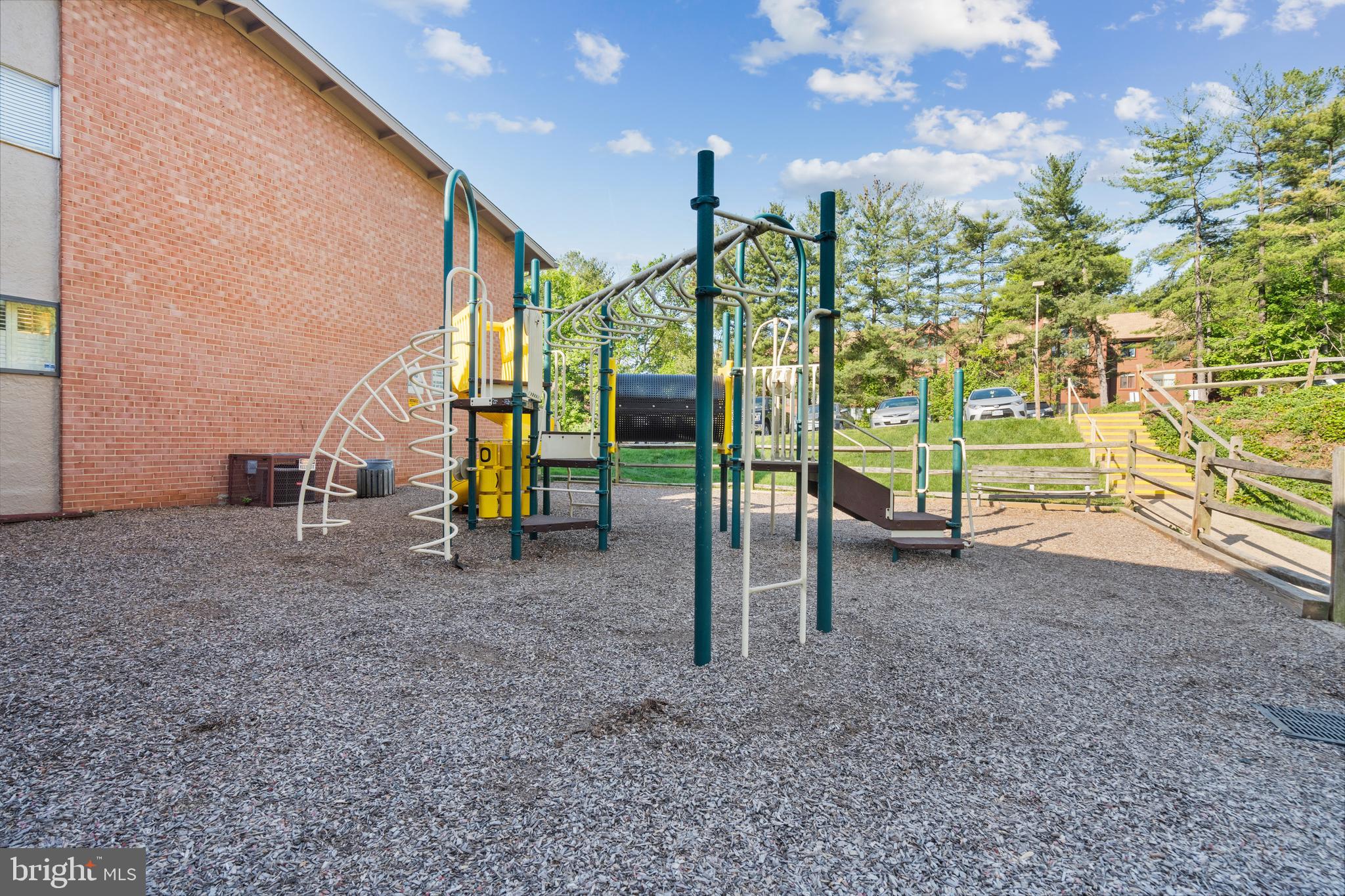 TIMBERLANE VILLAGE GARDEN CONDOMINIUMS - Residential