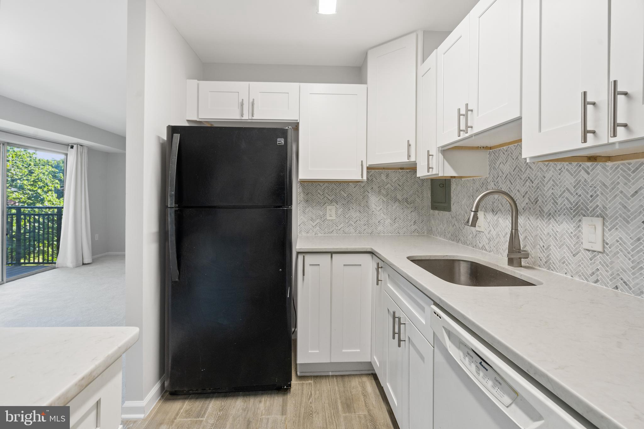 TIMBERLANE VILLAGE GARDEN CONDOMINIUMS - Residential