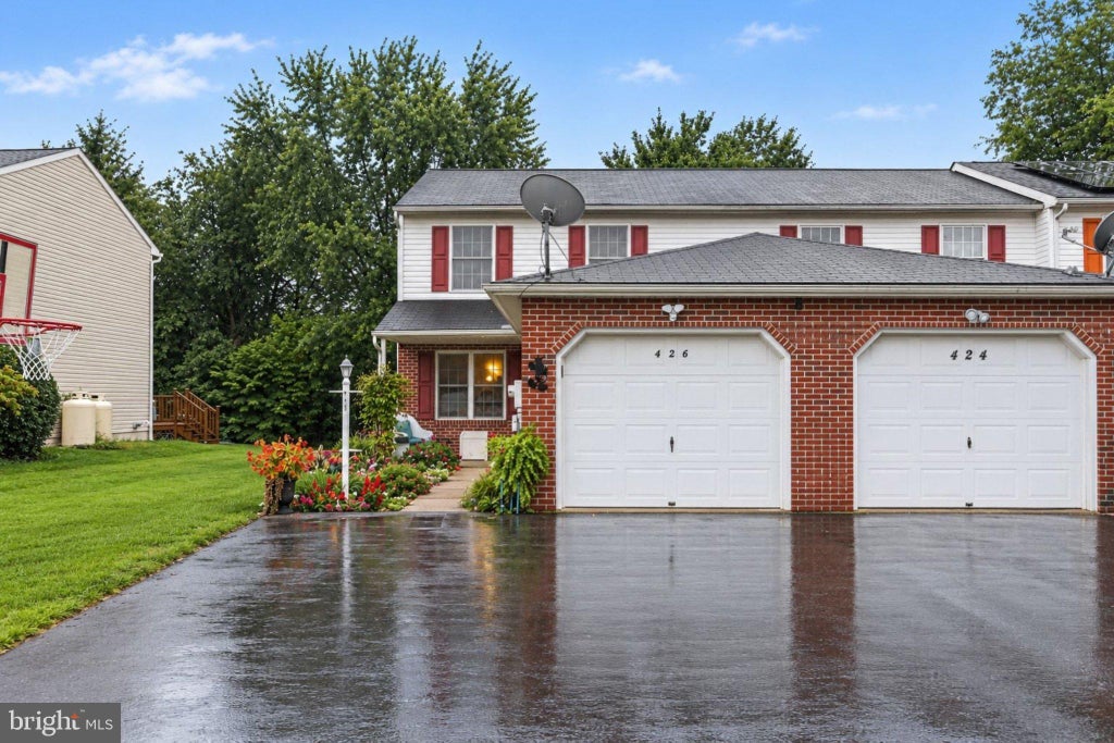 Photo of 426 Groffdale Road, QUARRYVILLE, PA 17566 (MLS # PALA2095982)