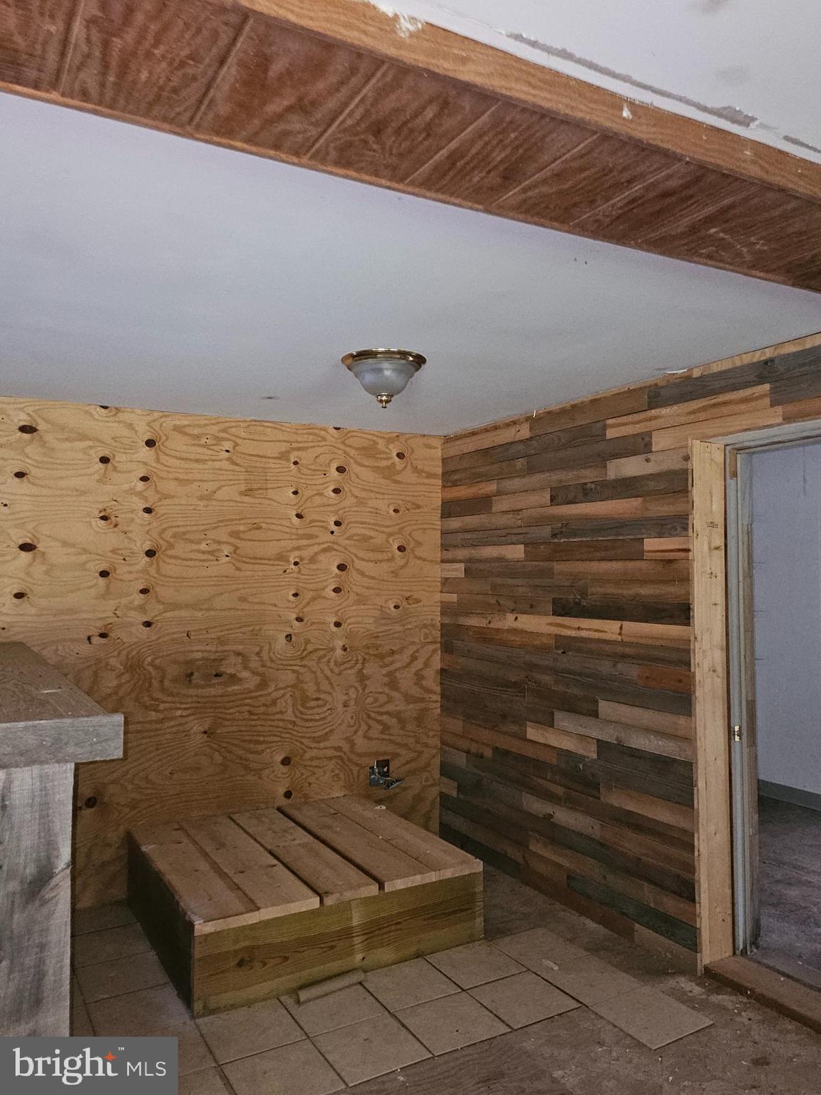 SLEEPY CREEK - Residential