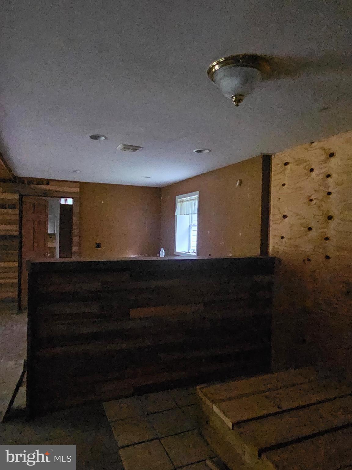 SLEEPY CREEK - Residential