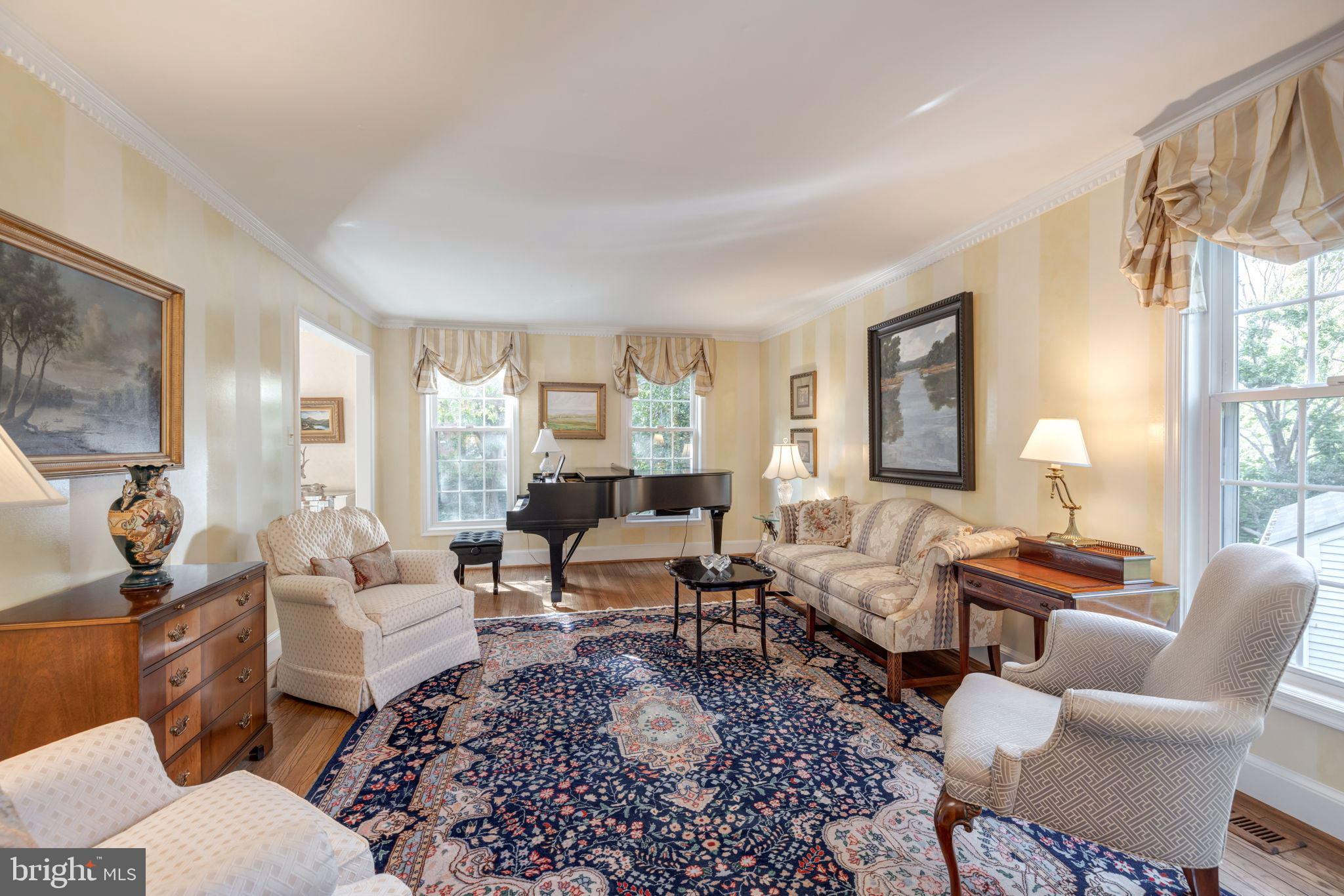 LINWAY PARK OF MCLEAN - Residential