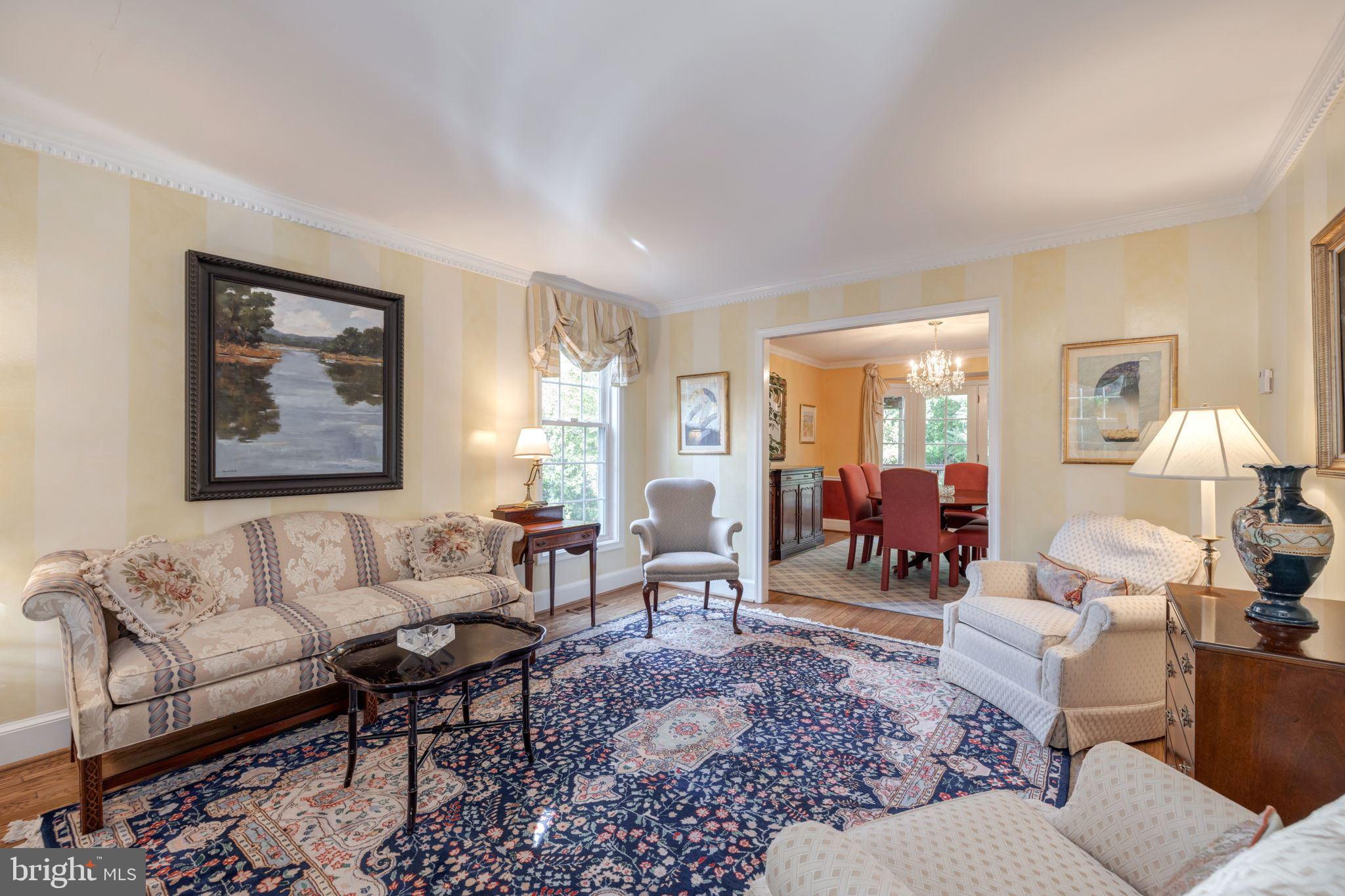 LINWAY PARK OF MCLEAN - Residential