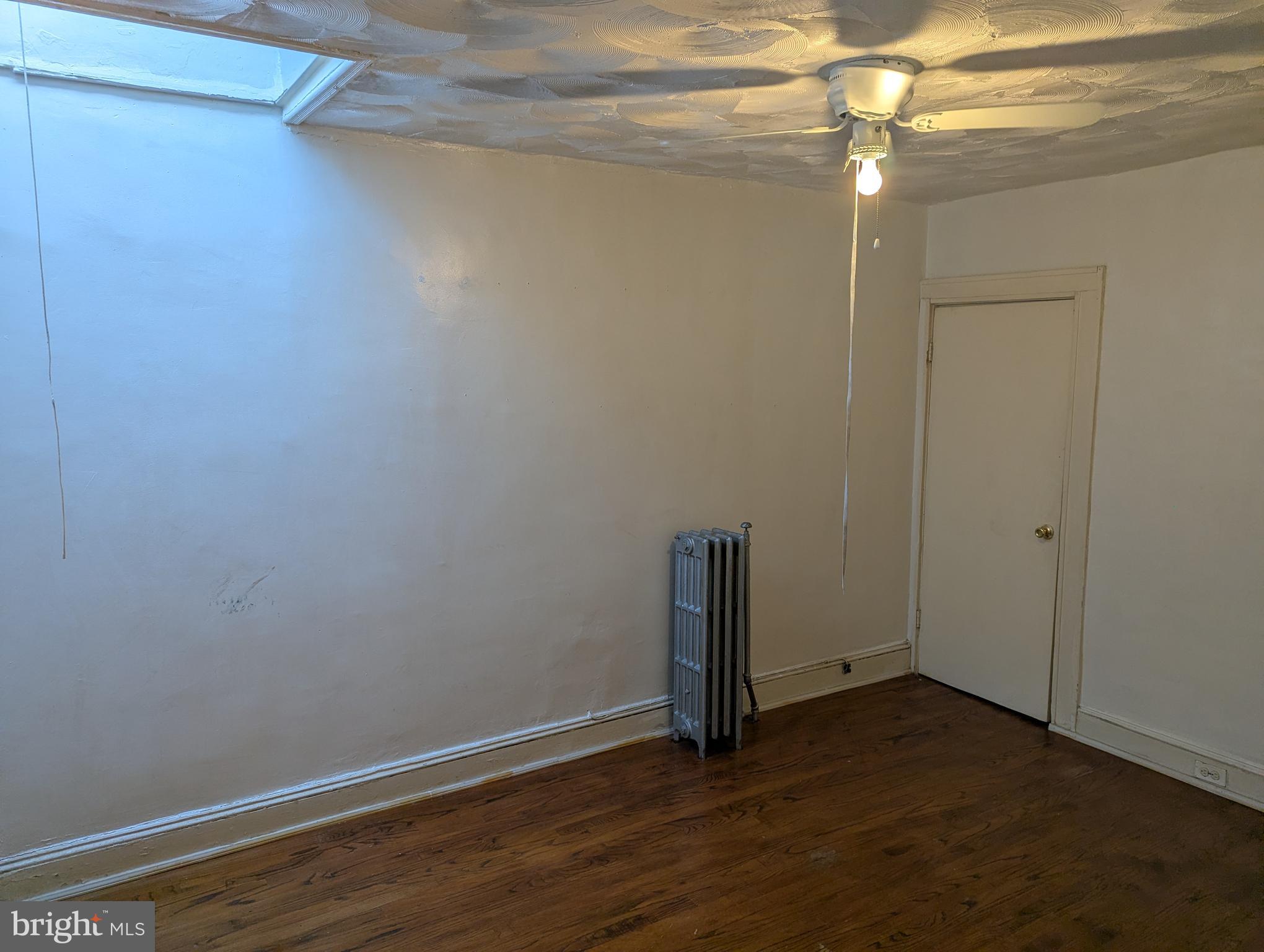 BELAIR-EDISON - Commercial Sale