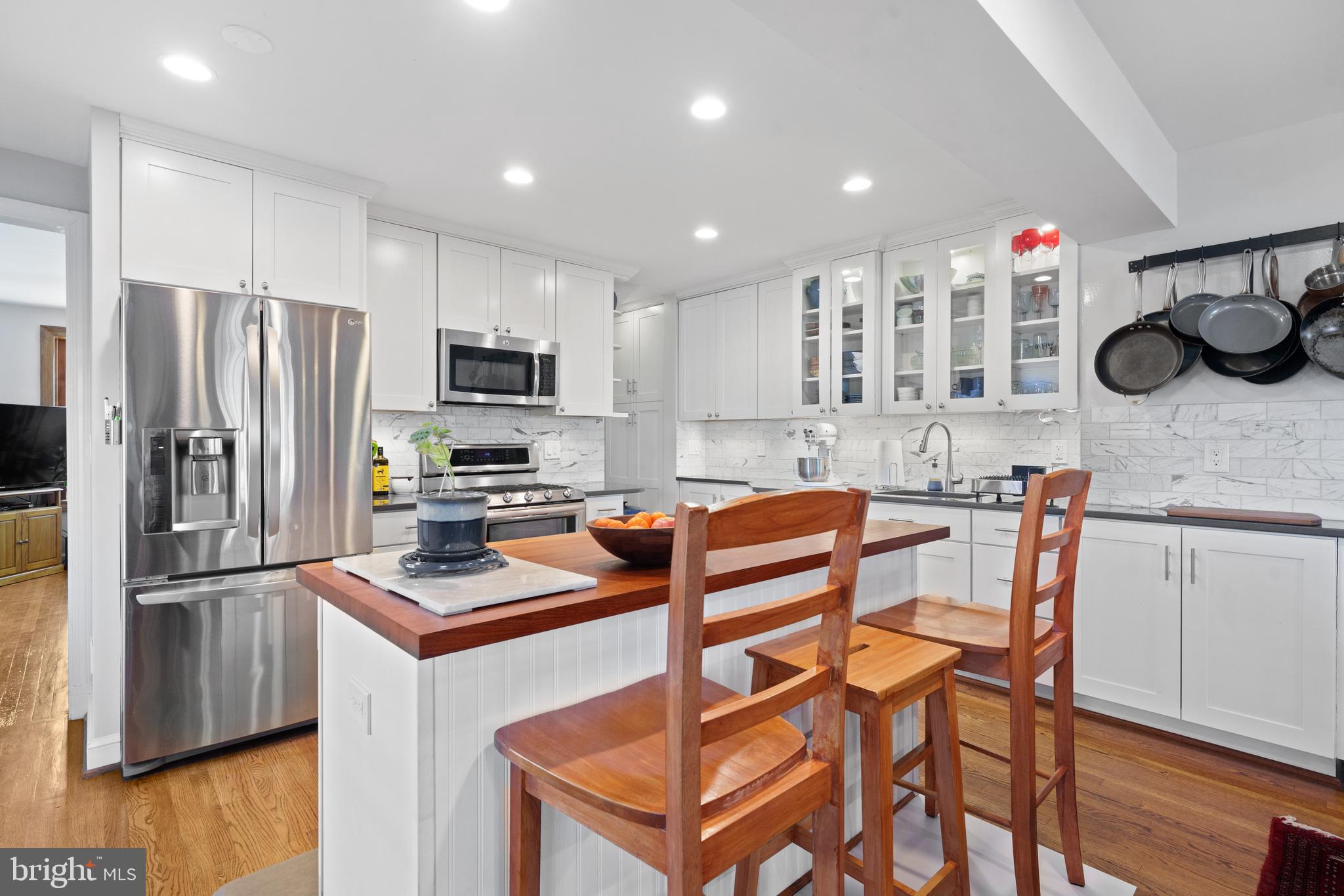 LONG BRANCH - Residential