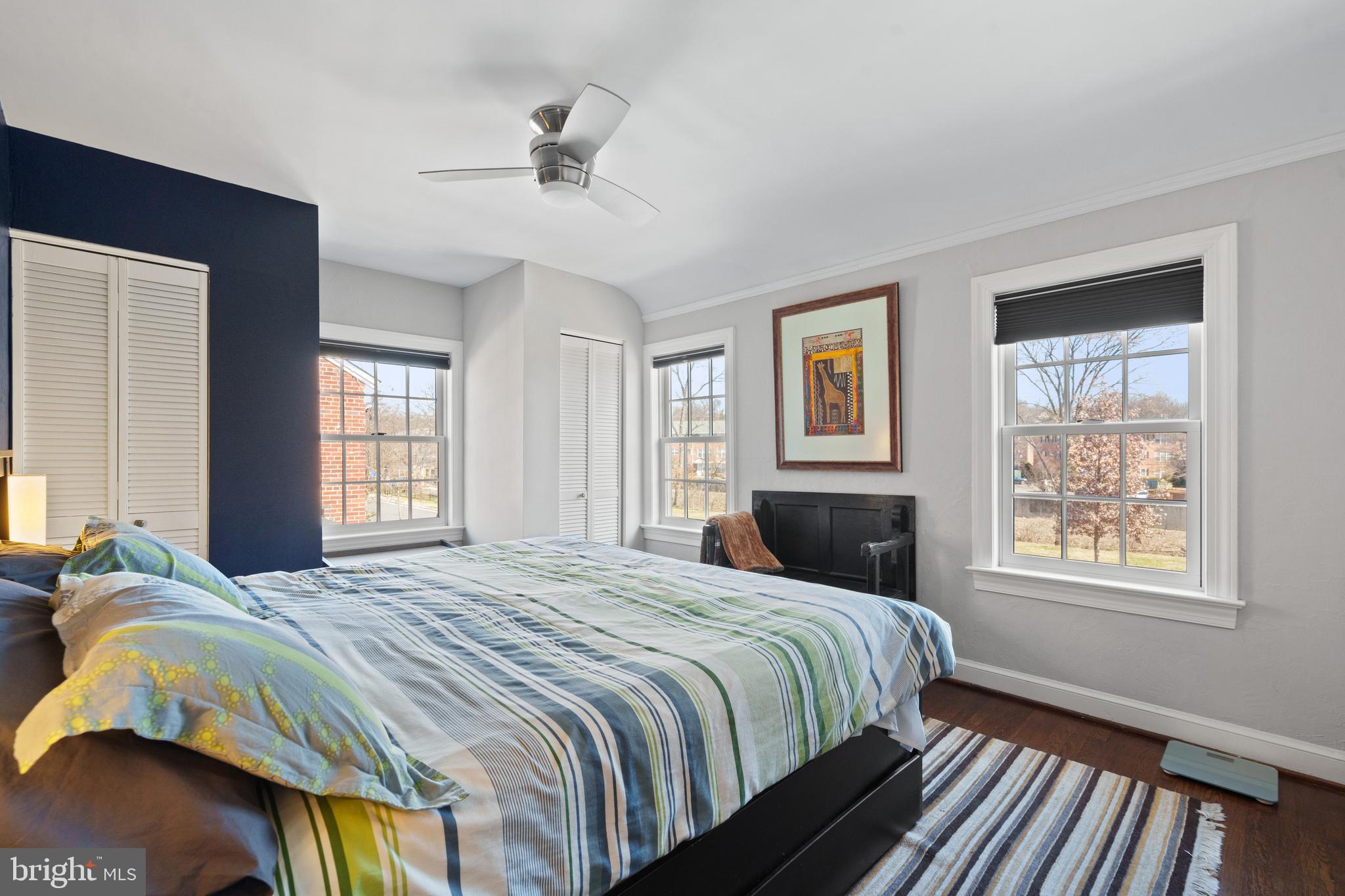 LONG BRANCH - Residential