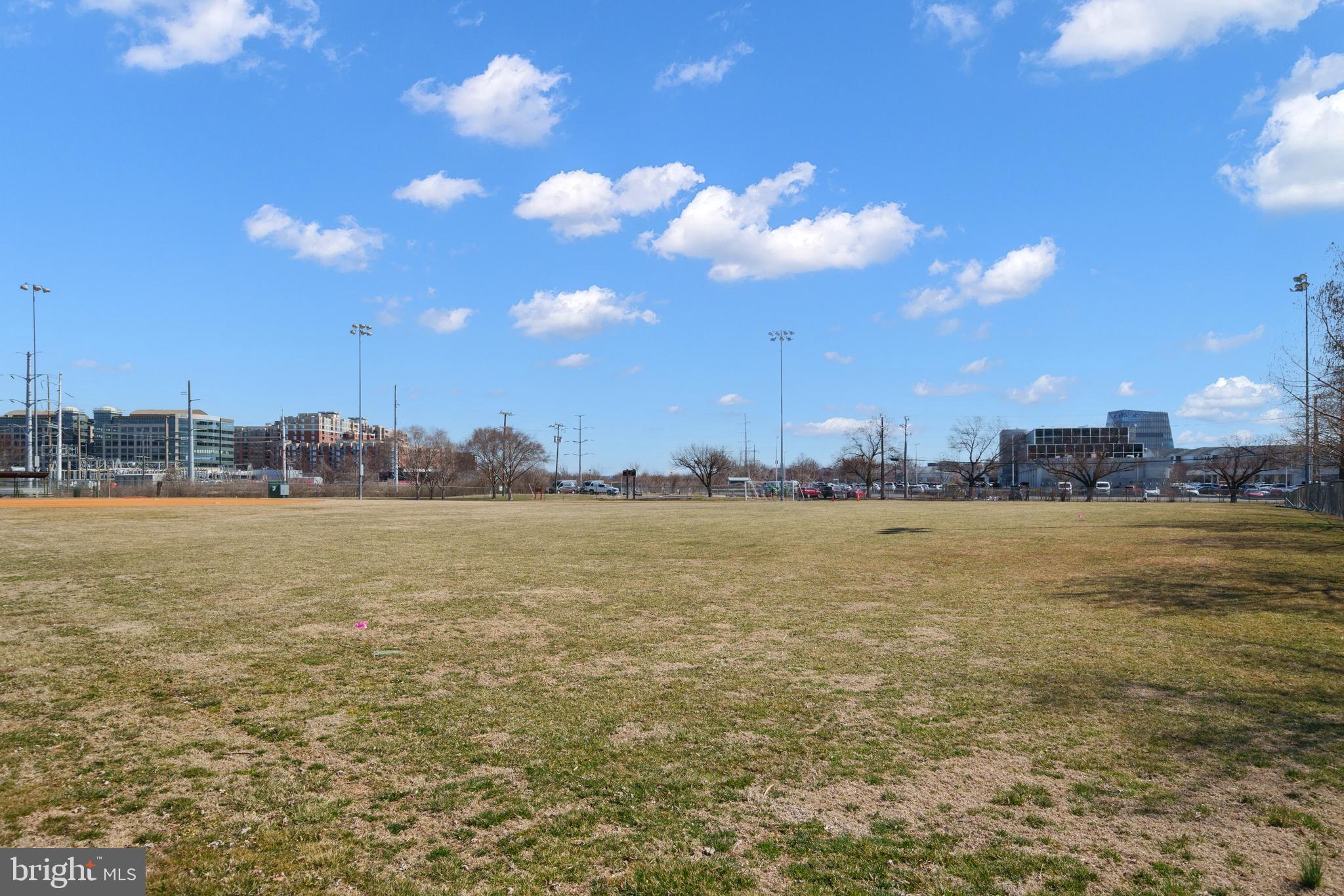 LONG BRANCH - Residential