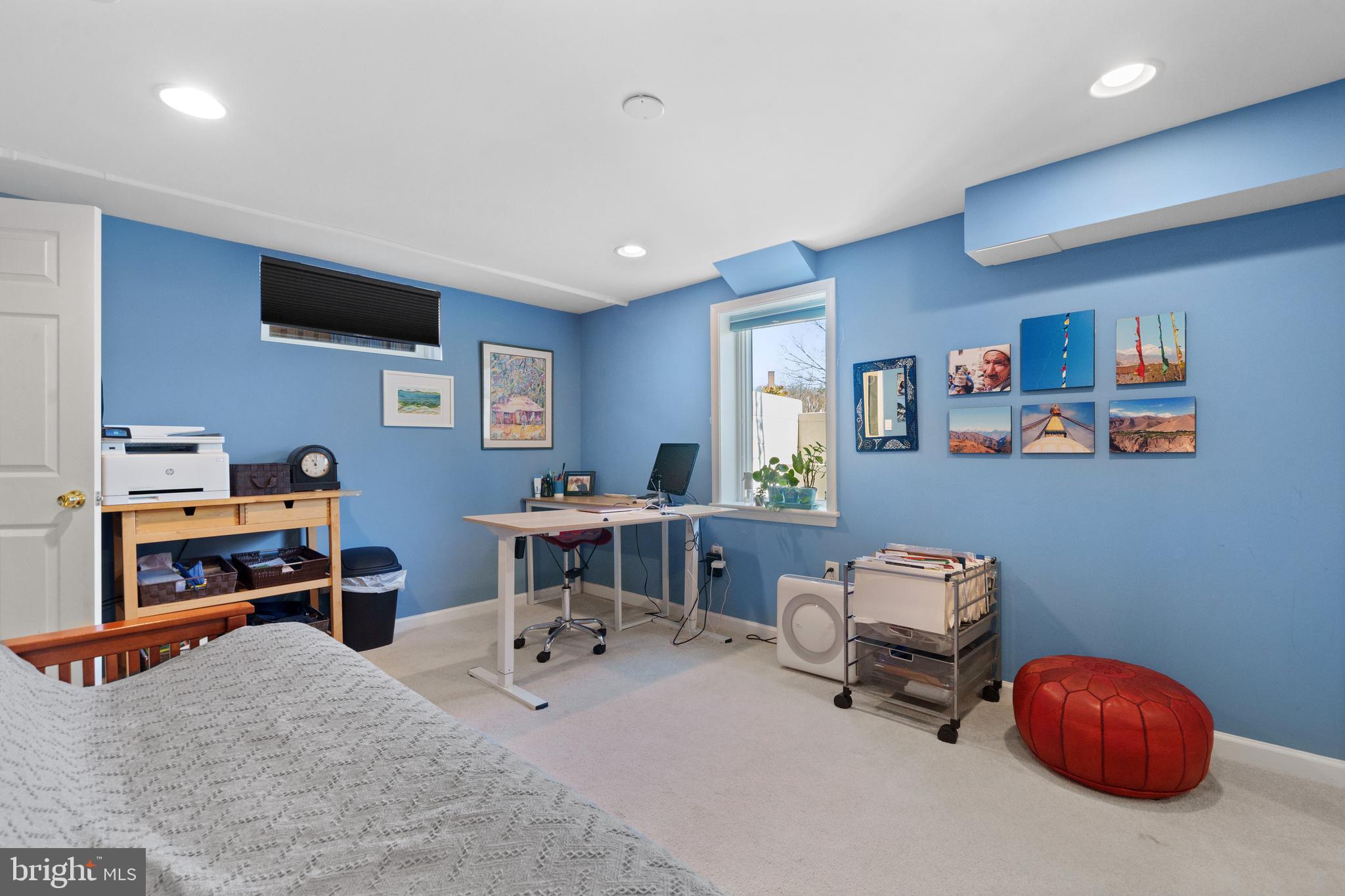 LONG BRANCH - Residential