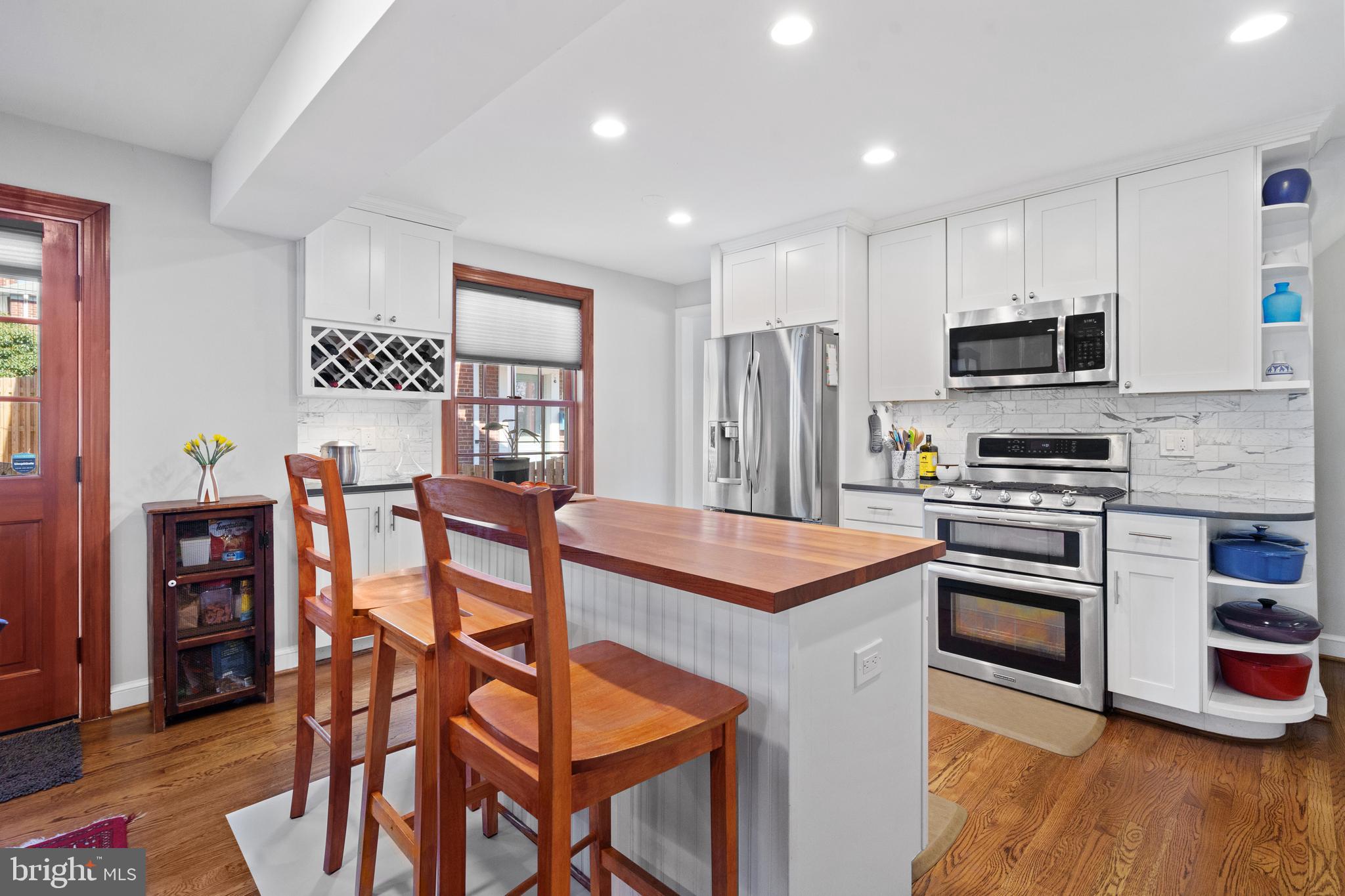 LONG BRANCH - Residential