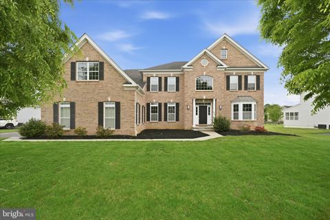 Homes For Sale - 1420 Olmsted Drive<br/> BEAR, DE 19701