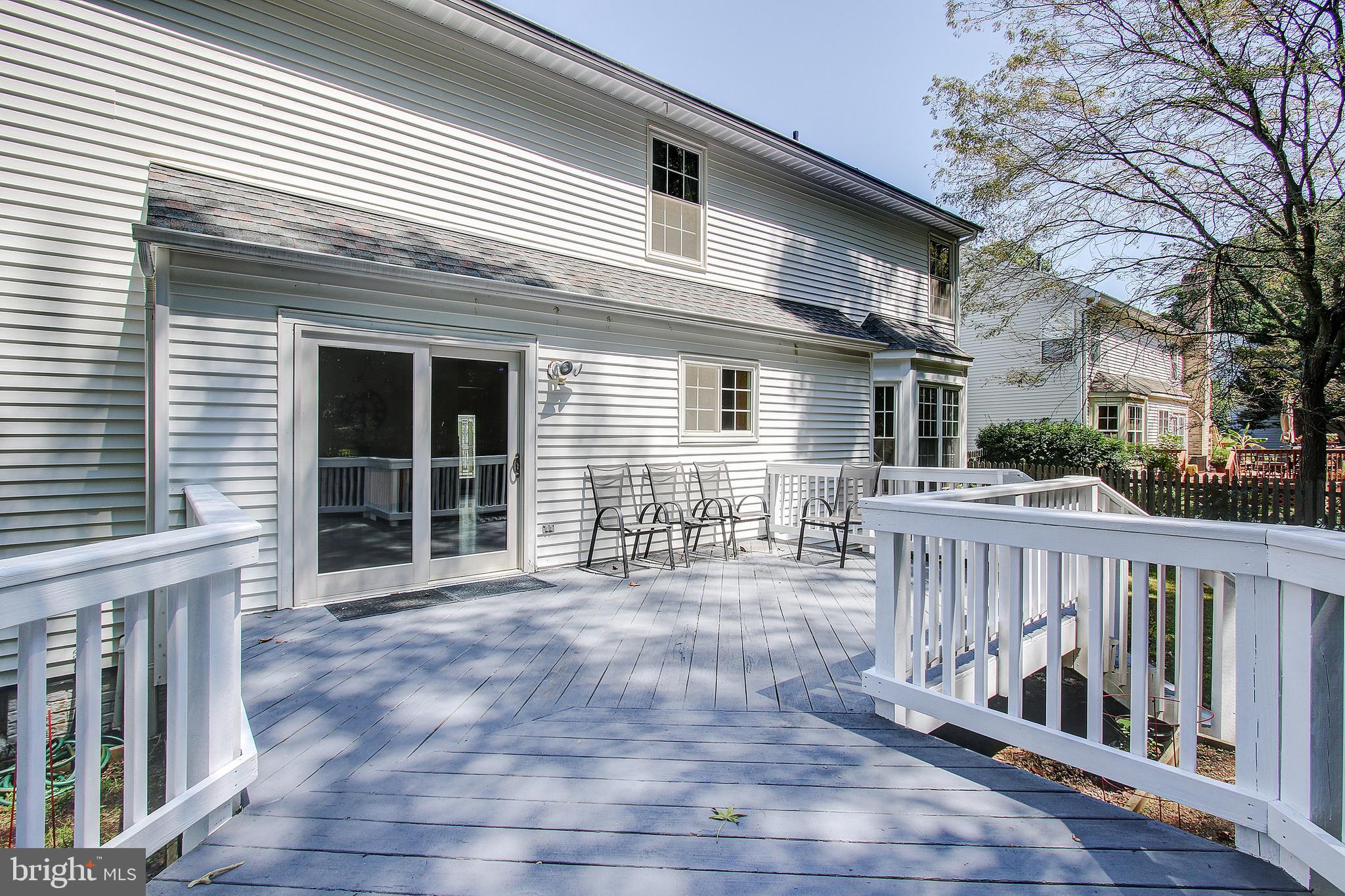 RUSSETT - Residential