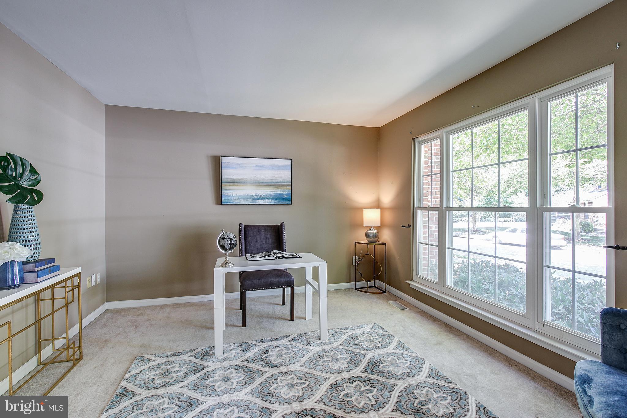 RUSSETT - Residential