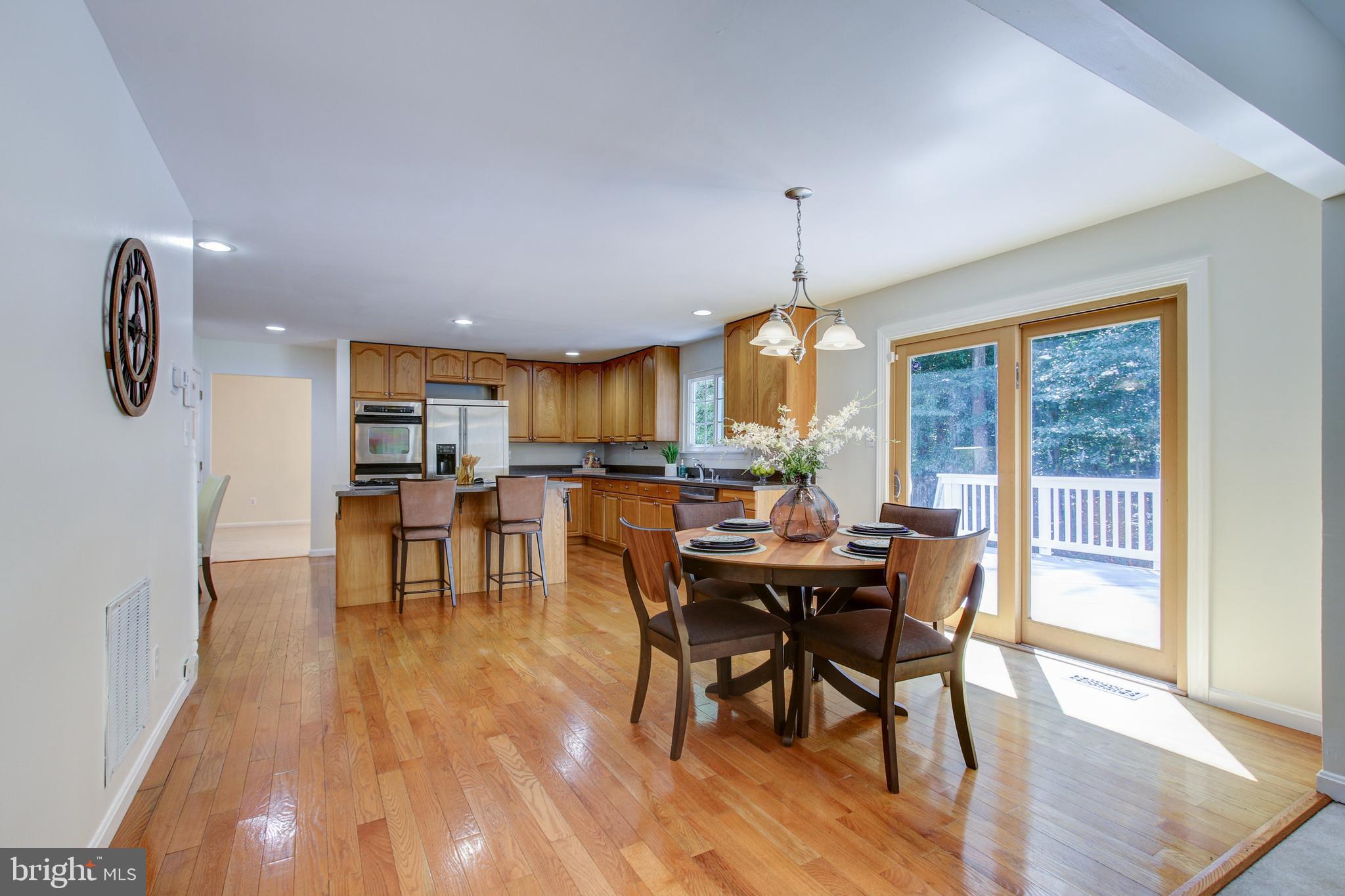 RUSSETT - Residential