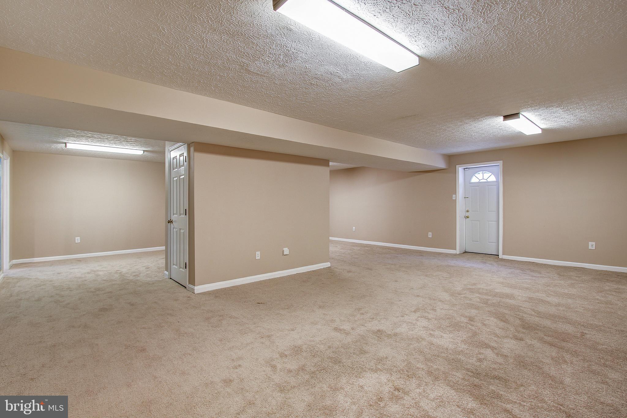 RUSSETT - Residential