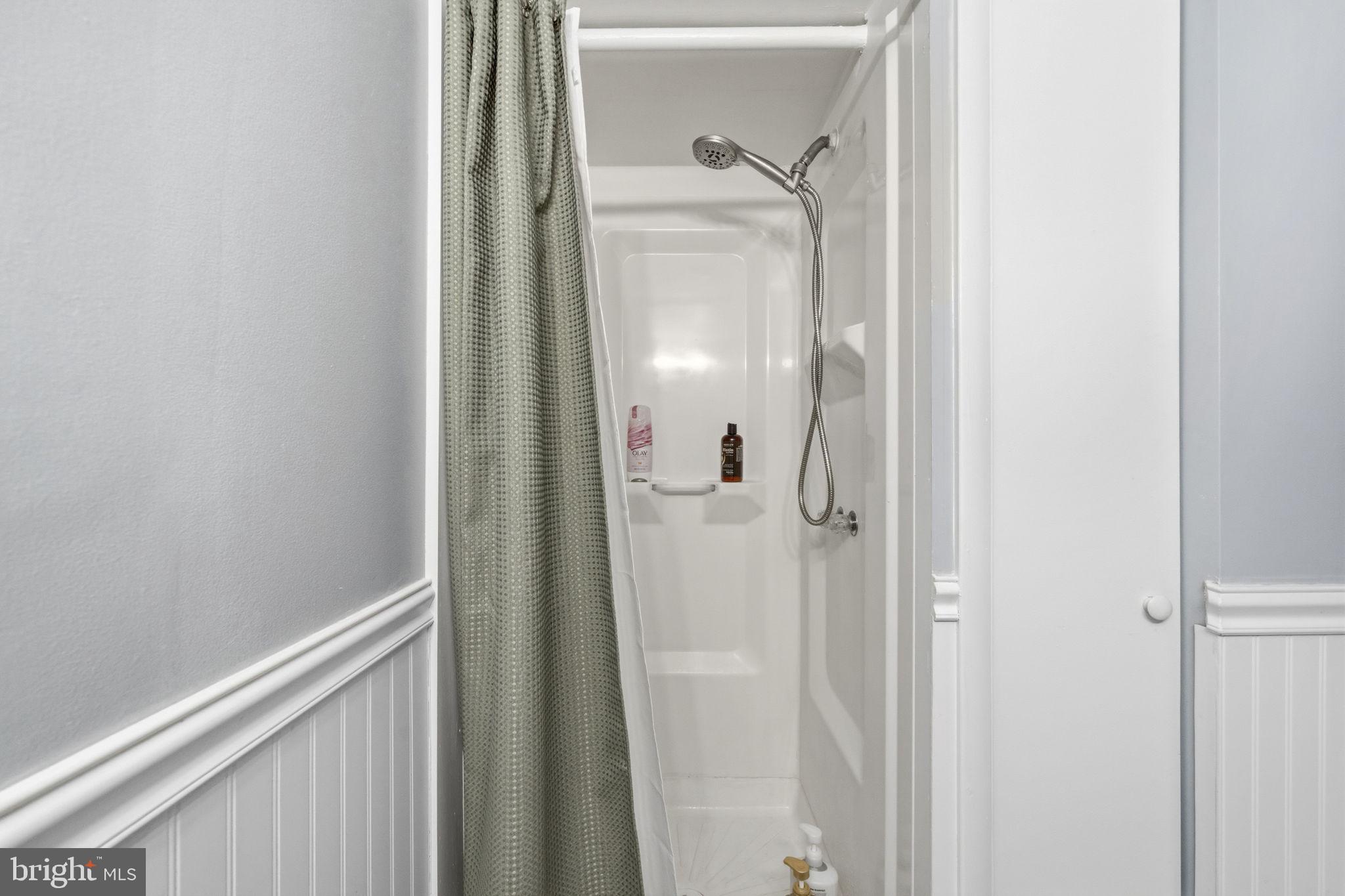 HALPINE VILLAGE - Residential