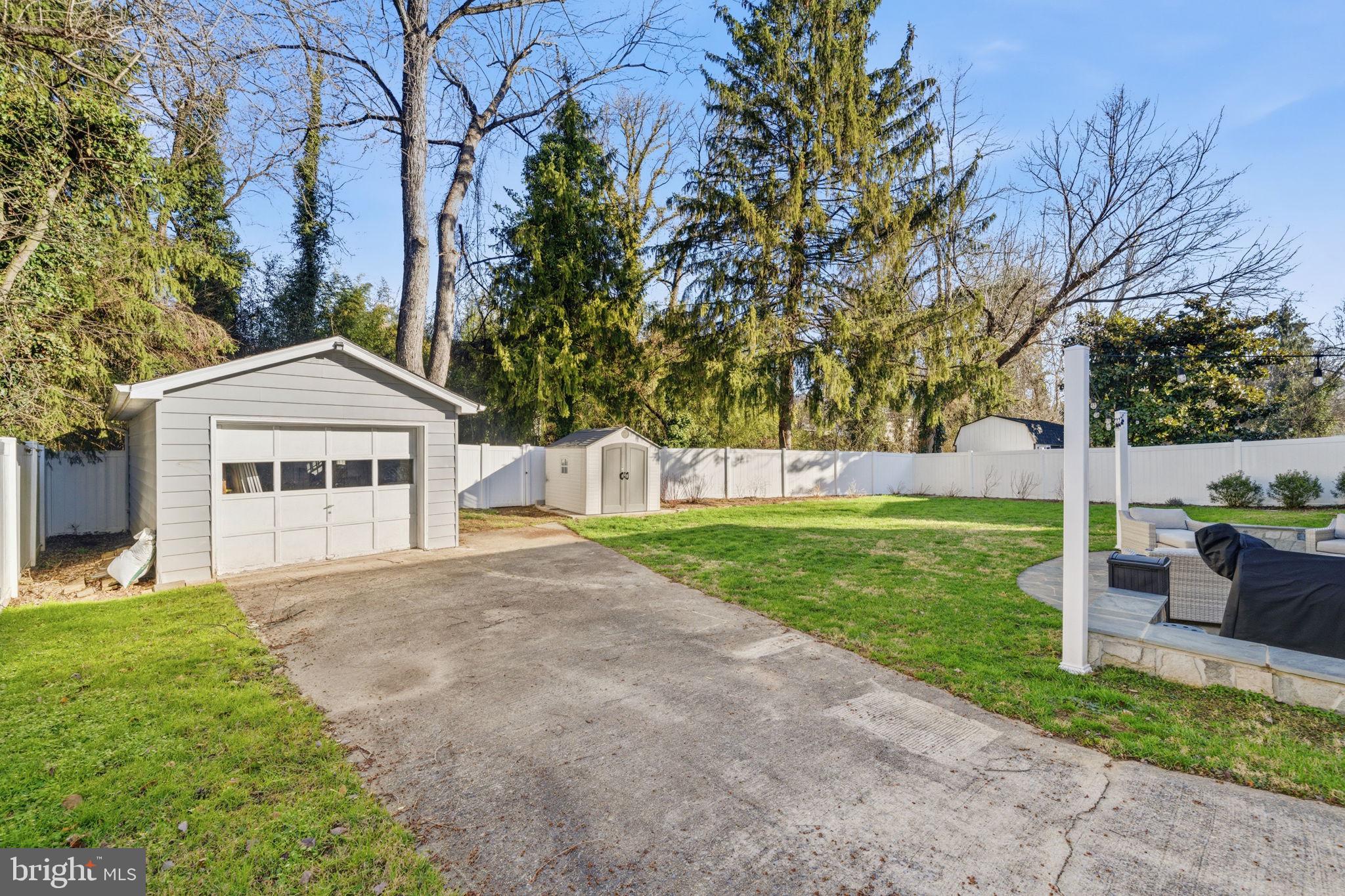 HALPINE VILLAGE - Residential