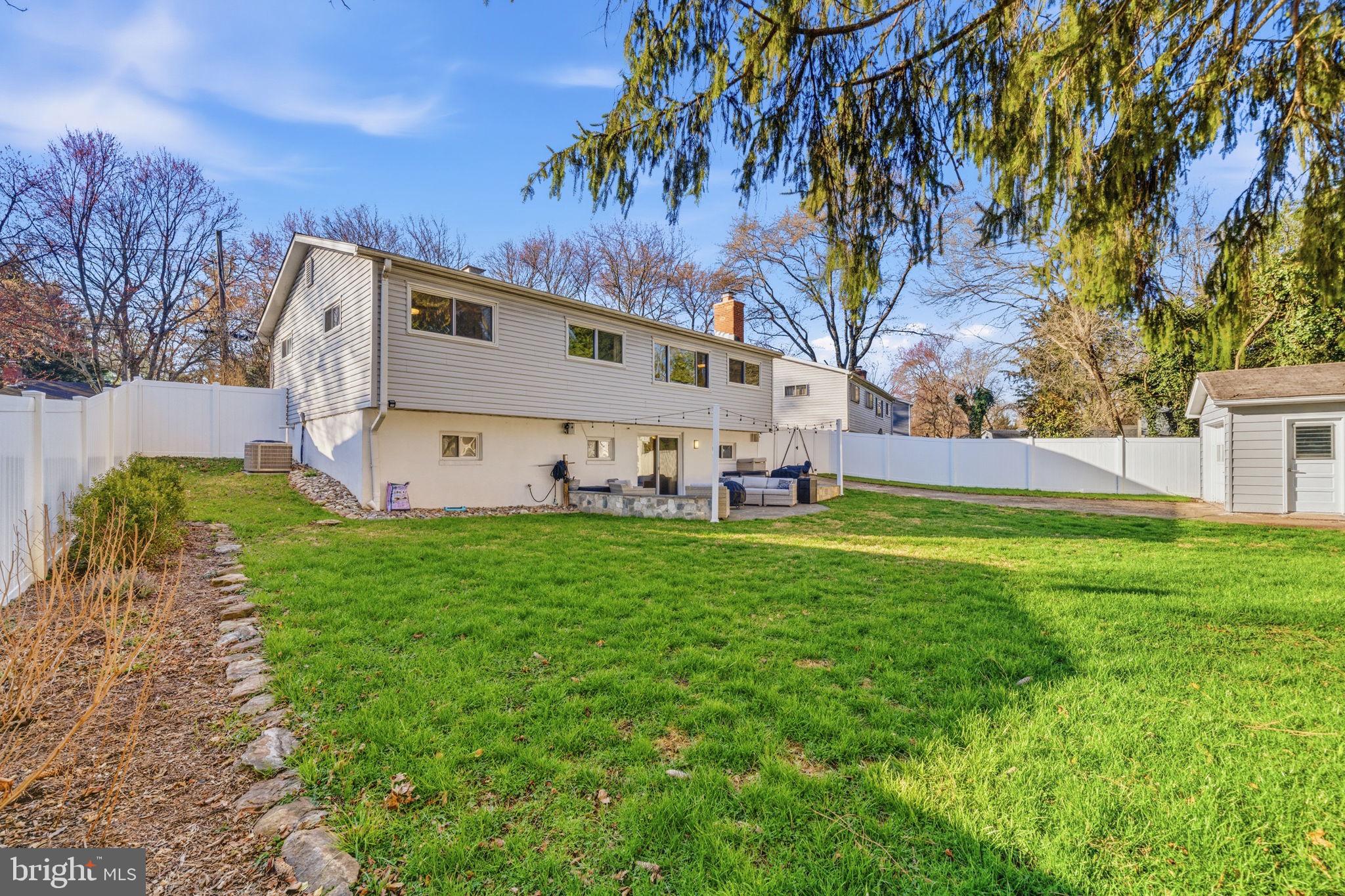 HALPINE VILLAGE - Residential