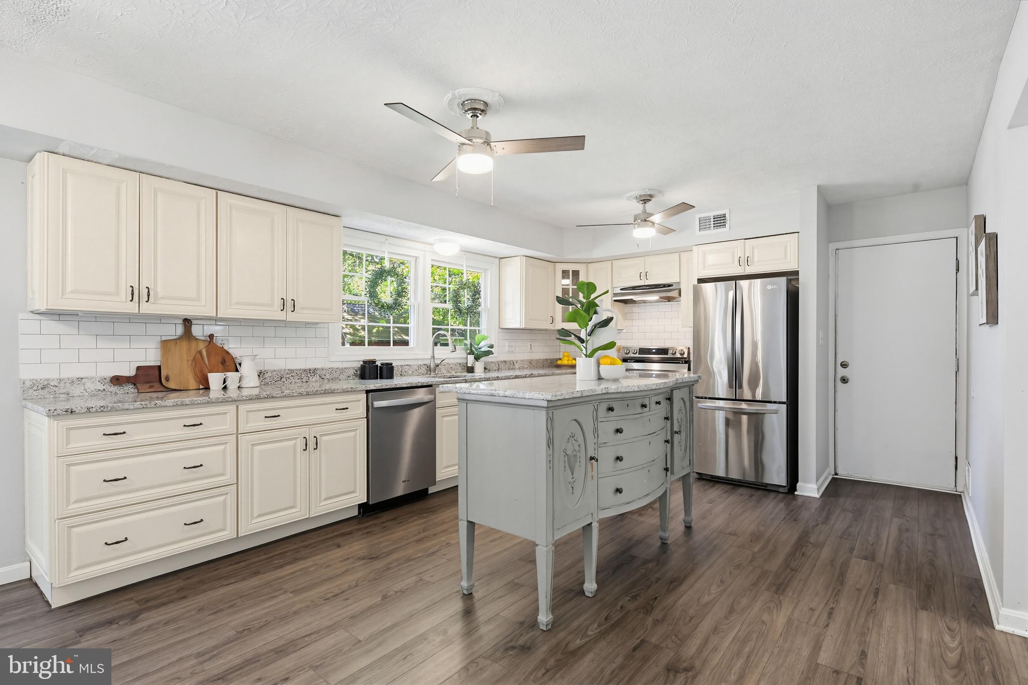 BELAIR GREENS - Residential