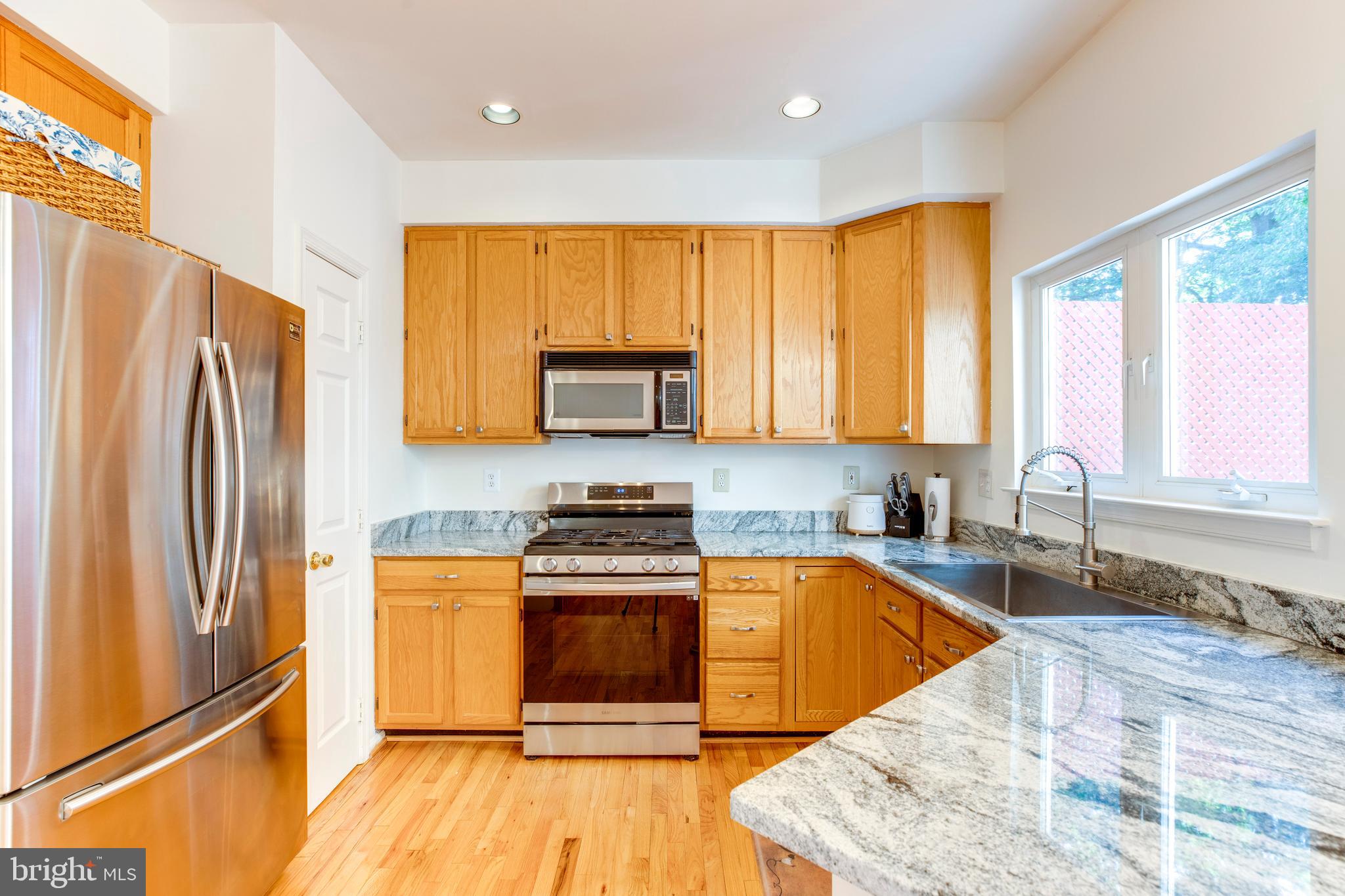 SULLY STATION - Residential