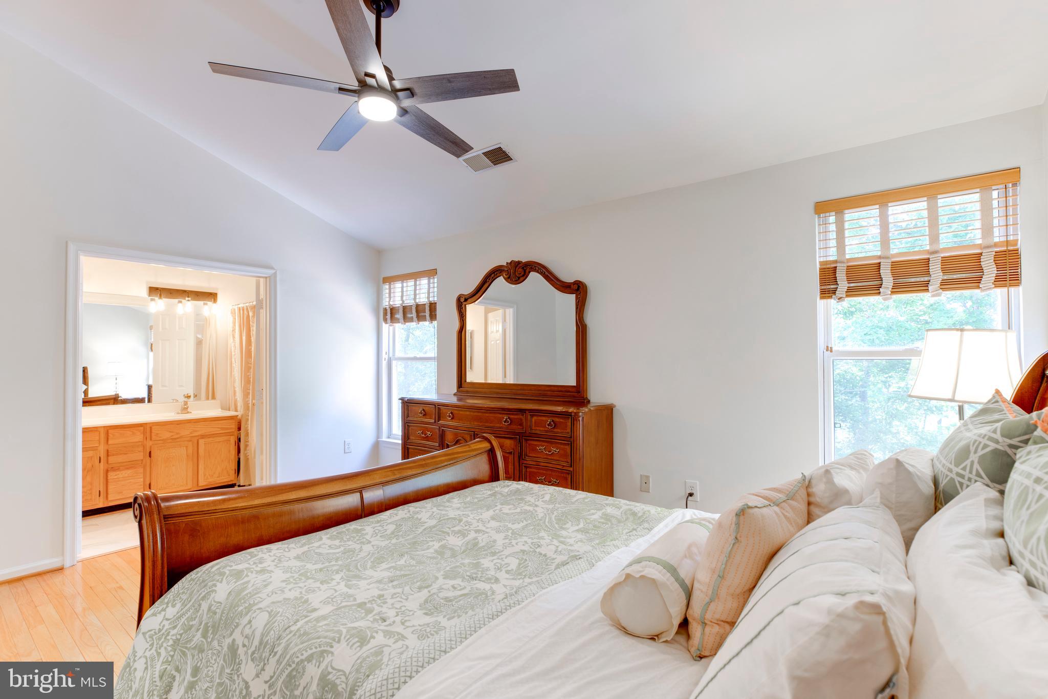 SULLY STATION - Residential