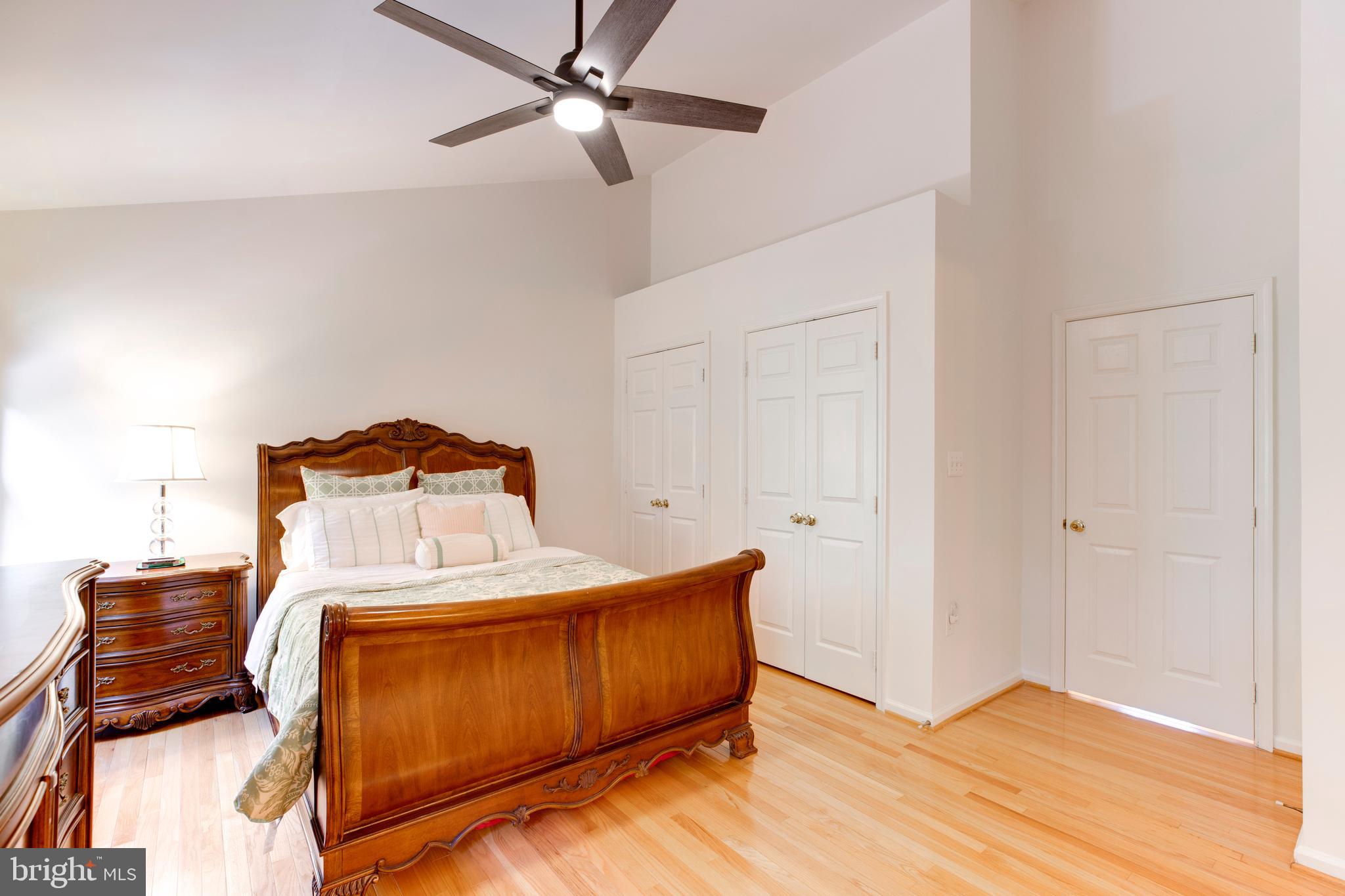 SULLY STATION - Residential