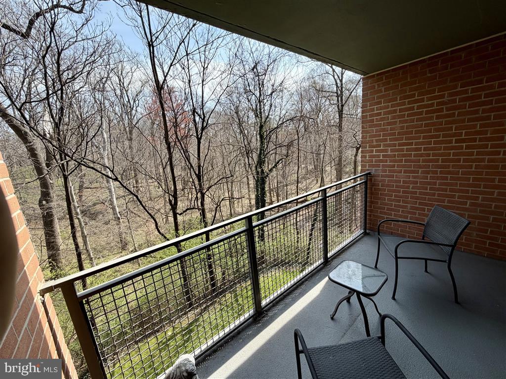 3883 CONNECTICUT AVENUE NW 212