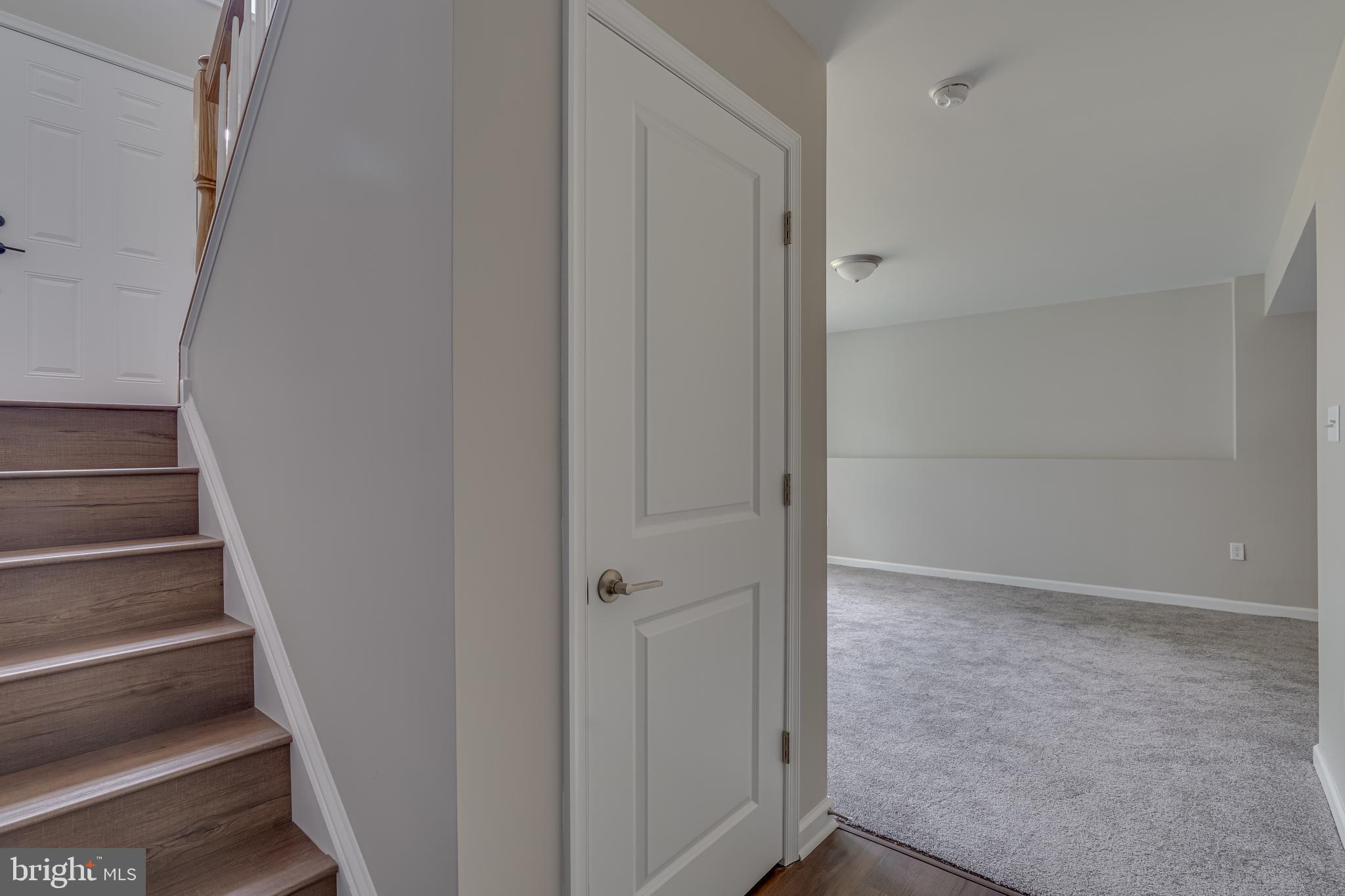 KEYES FERRY ACRES - Residential