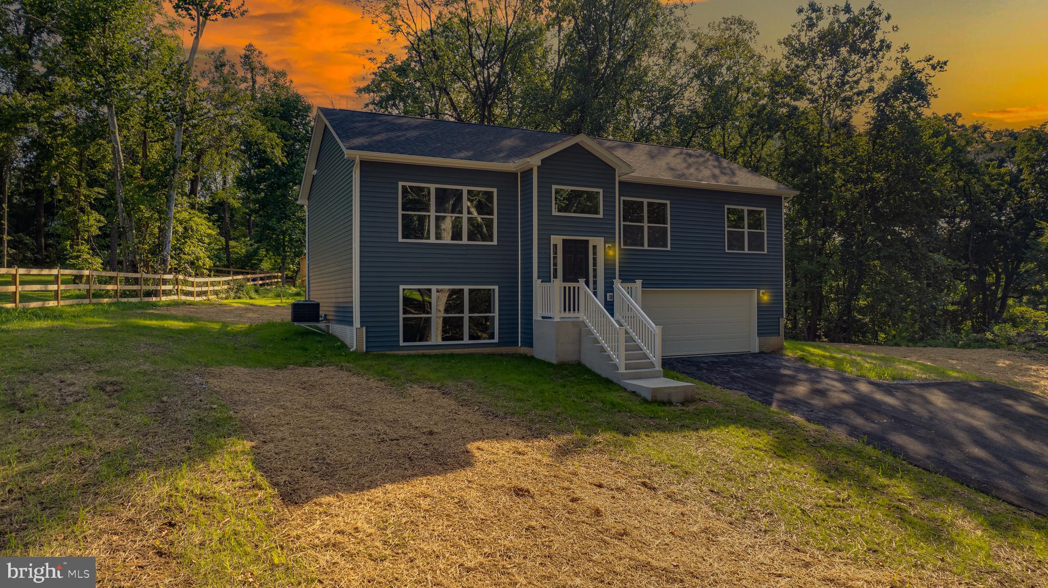 KEYES FERRY ACRES - Residential