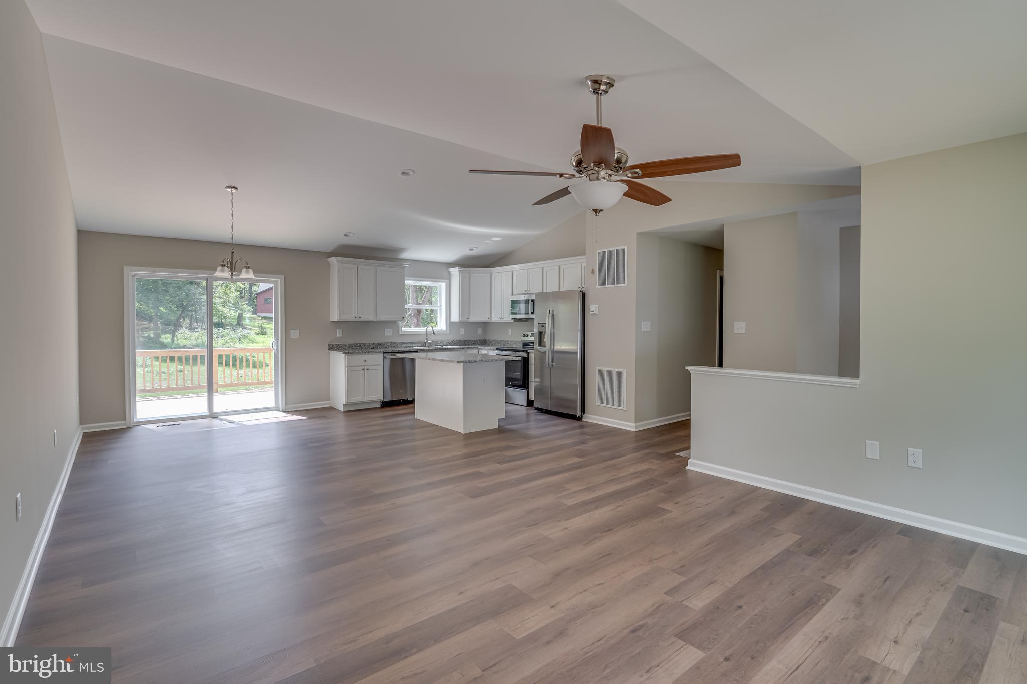 KEYES FERRY ACRES - Residential