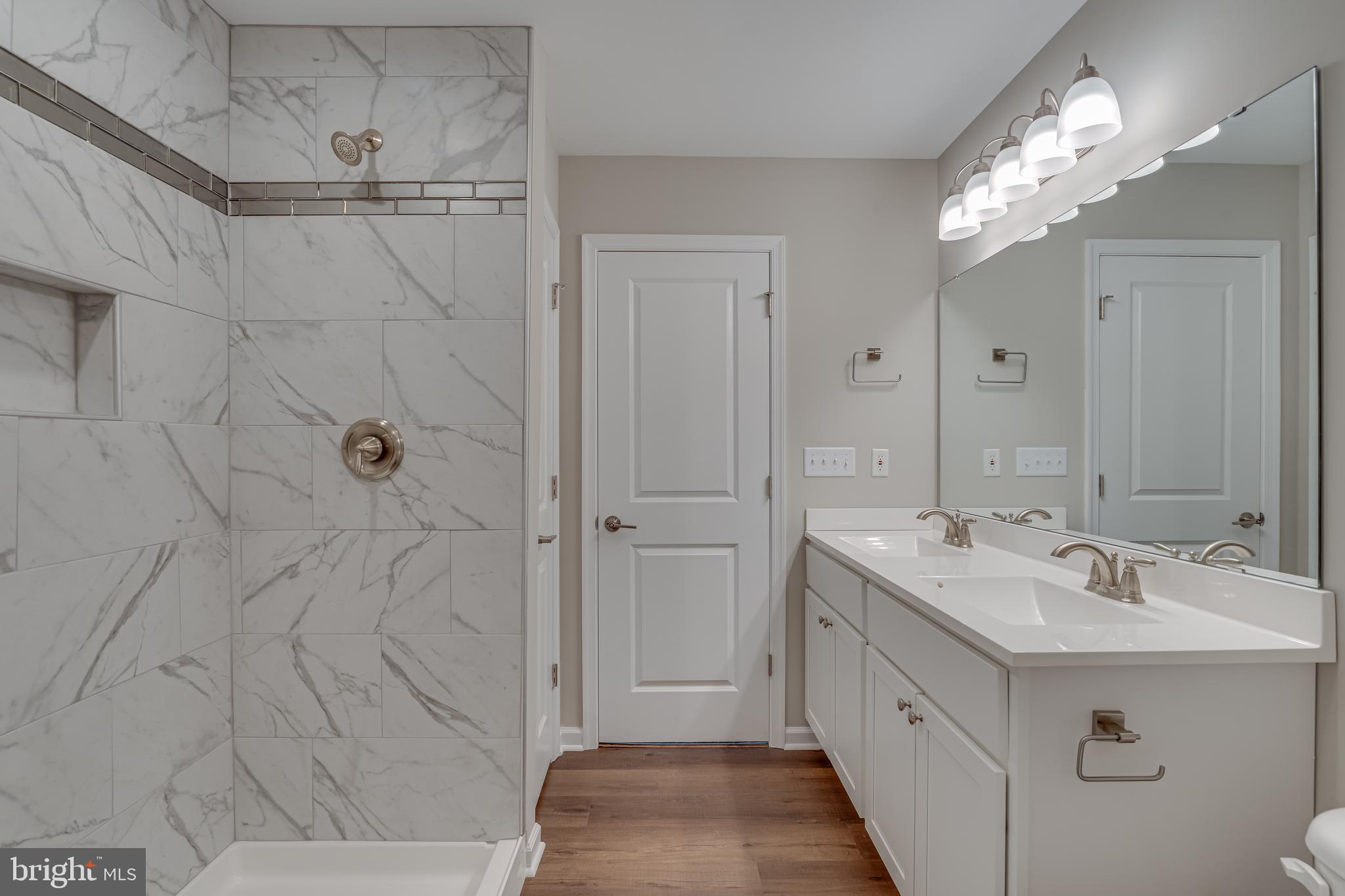 KEYES FERRY ACRES - Residential