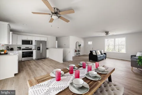 268 Dawn Lane, Harpers Ferry, WV MLS: WVJF2016822