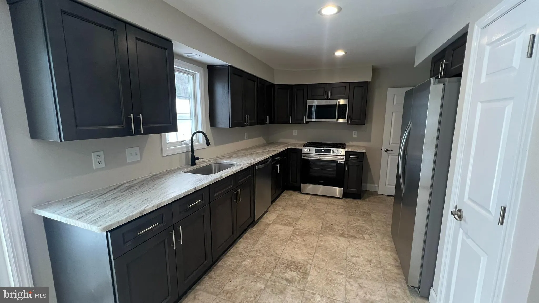 Stratford, New Jersey 08084, United States, 4 Bedrooms Bedrooms, ,3 BathroomsBathrooms,Residential,Coming Soon,254479