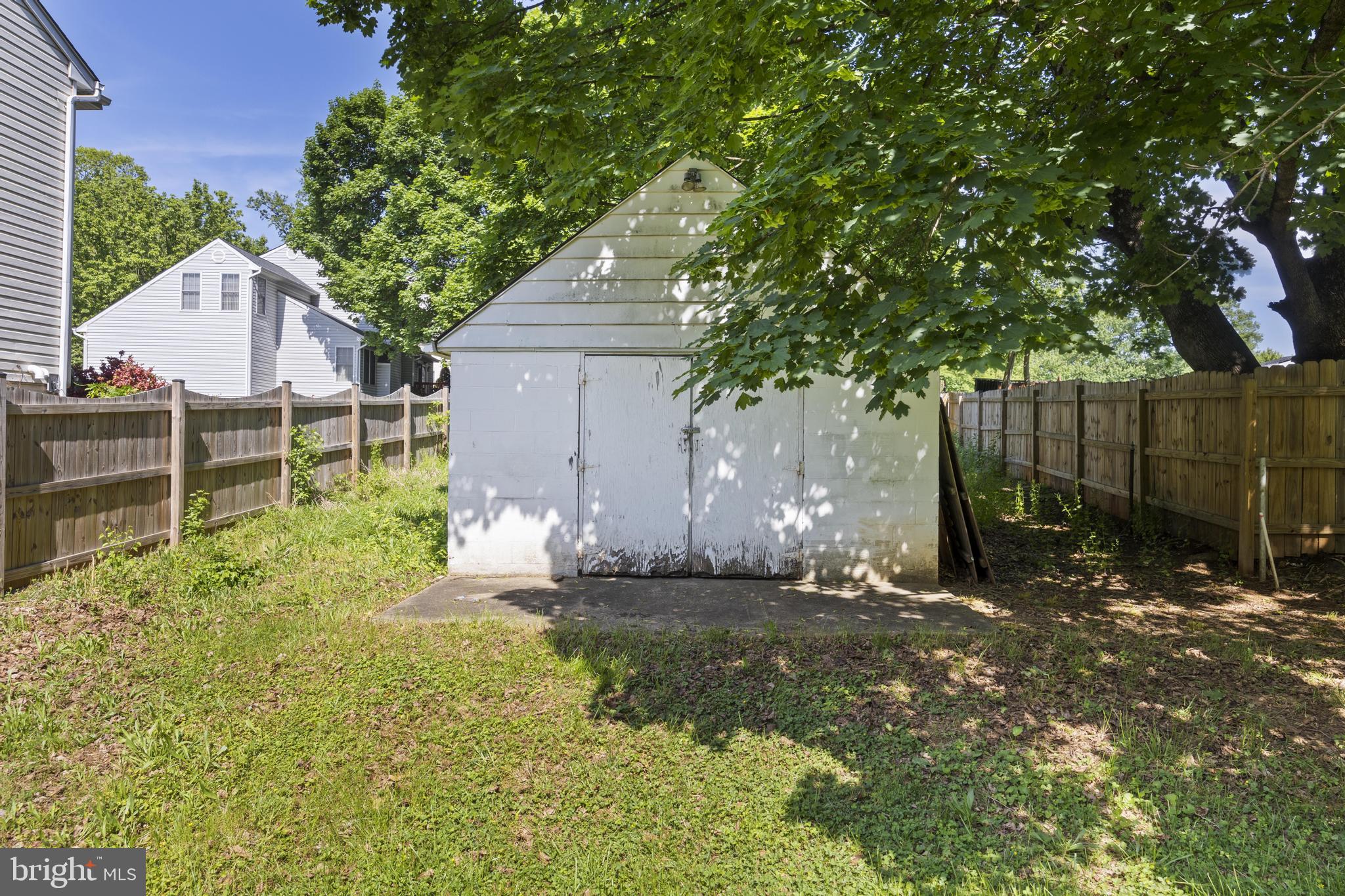 GUILFORD DOWNS - Residential