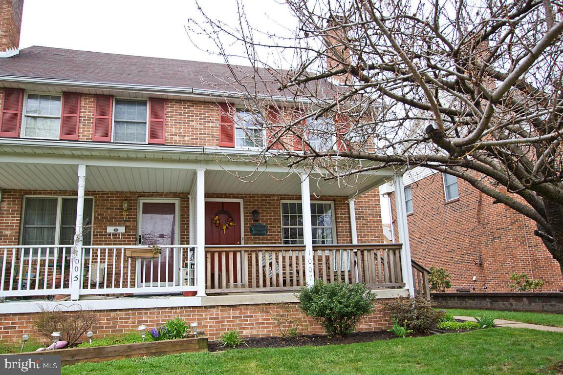 Immaculate, well maintained 3 bedroom, 1 1/2 bath home close to downtown Lancaster, easy access to Rt 30. Enjoy the recently remodeled kitchen, granite counter tops, under cabinet lights & back-splash. Relax on your covered front porch or enjoy the back patio. The home has 3 off street parking spots, new water heater, new carpeting, recessed lighting, Corian counter tops and ceramic tile in the bathroom. Move right in!
