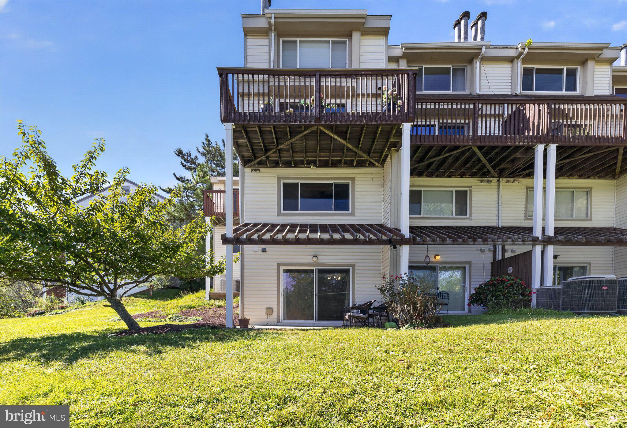 18245 LEMAN LAKE DRIVE 608A