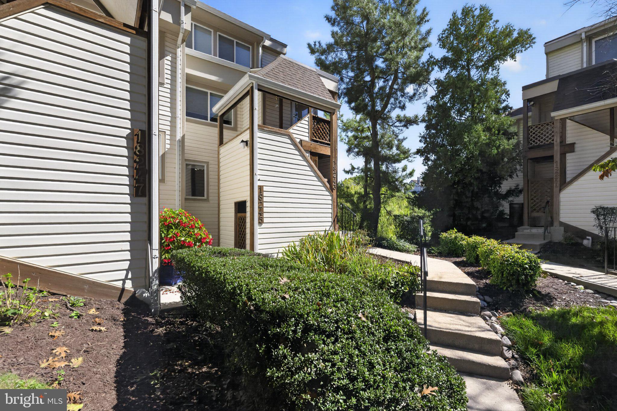 18245 LEMAN LAKE DRIVE 608A