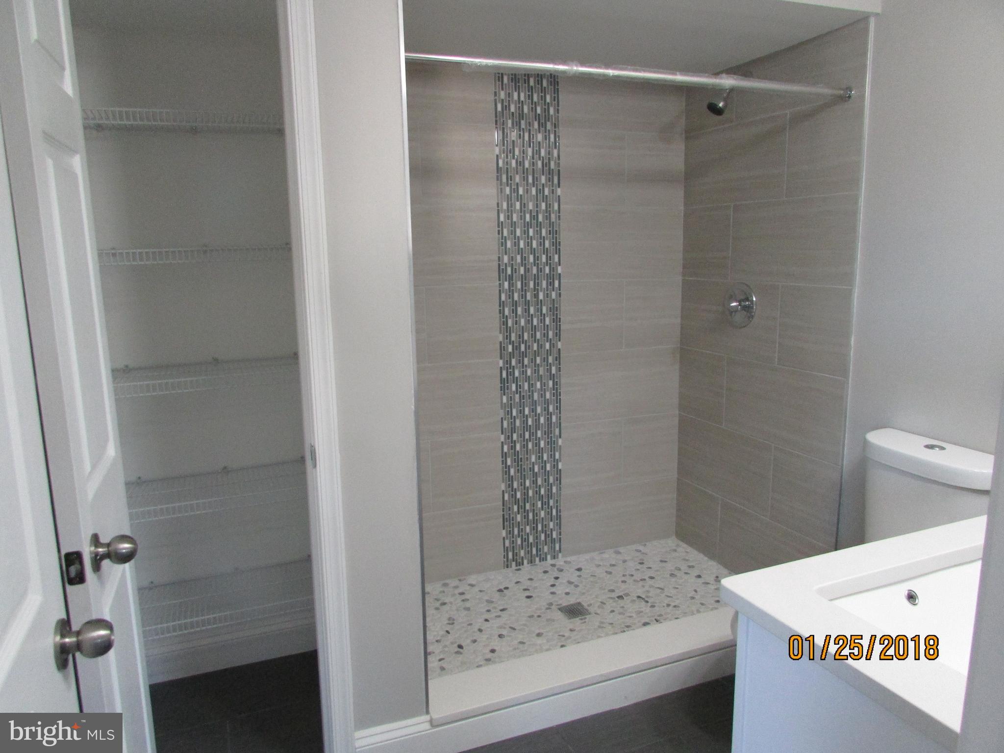 BROOKVIEW - Residential