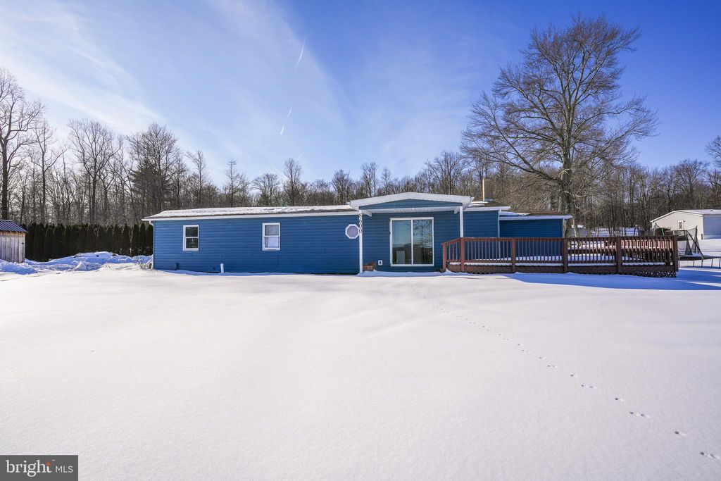 Photo of 8600 Delong Drive, SLATINGTON, PA 18080 (MLS # PALH2014530)
